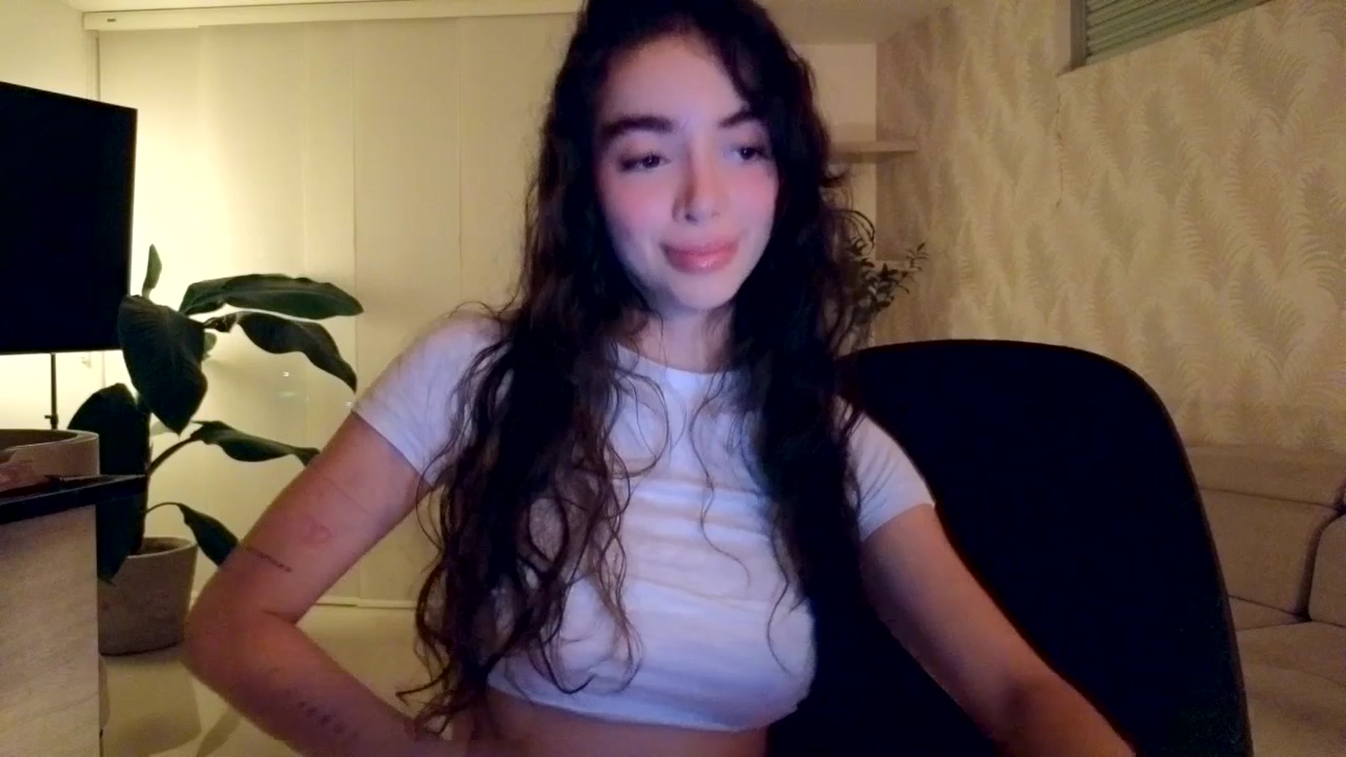 Gallery image thumbnail from SinyMoore's myfreecams stream on, 03/03/2026, 03:09 image 14 of 20
