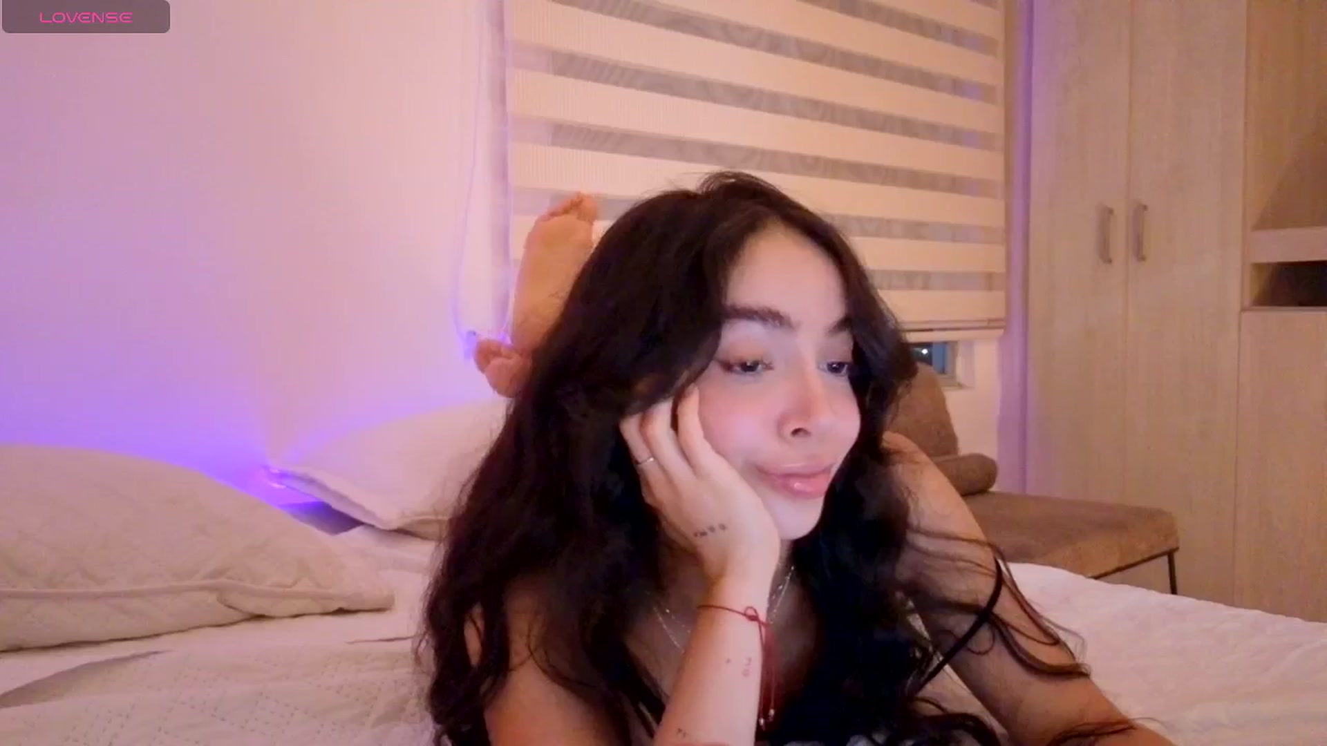 Gallery image thumbnail from SinyMoore's myfreecams stream on, 04/10/2026, 03:29 image 10 of 20