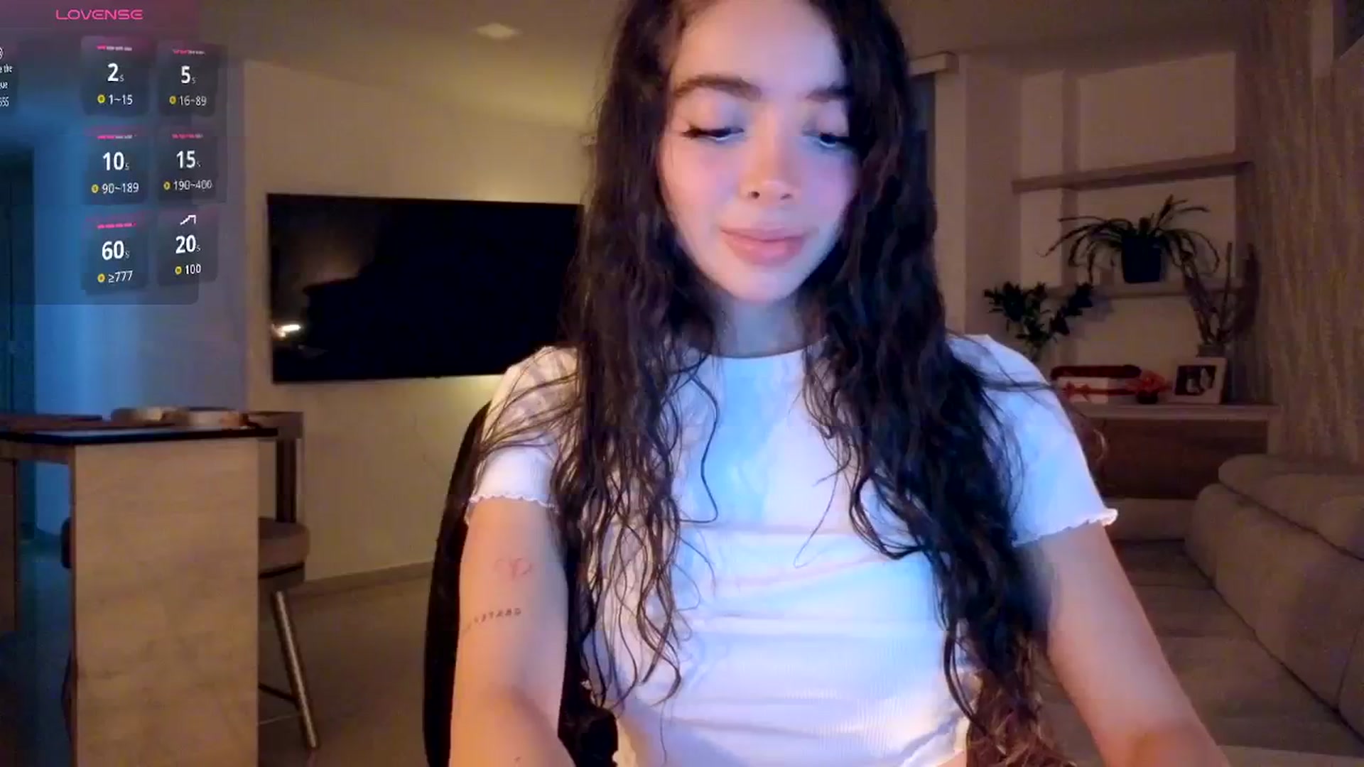 Gallery image thumbnail from SinyMoore's myfreecams stream on, 04/19/2026, 01:53 image 7 of 20