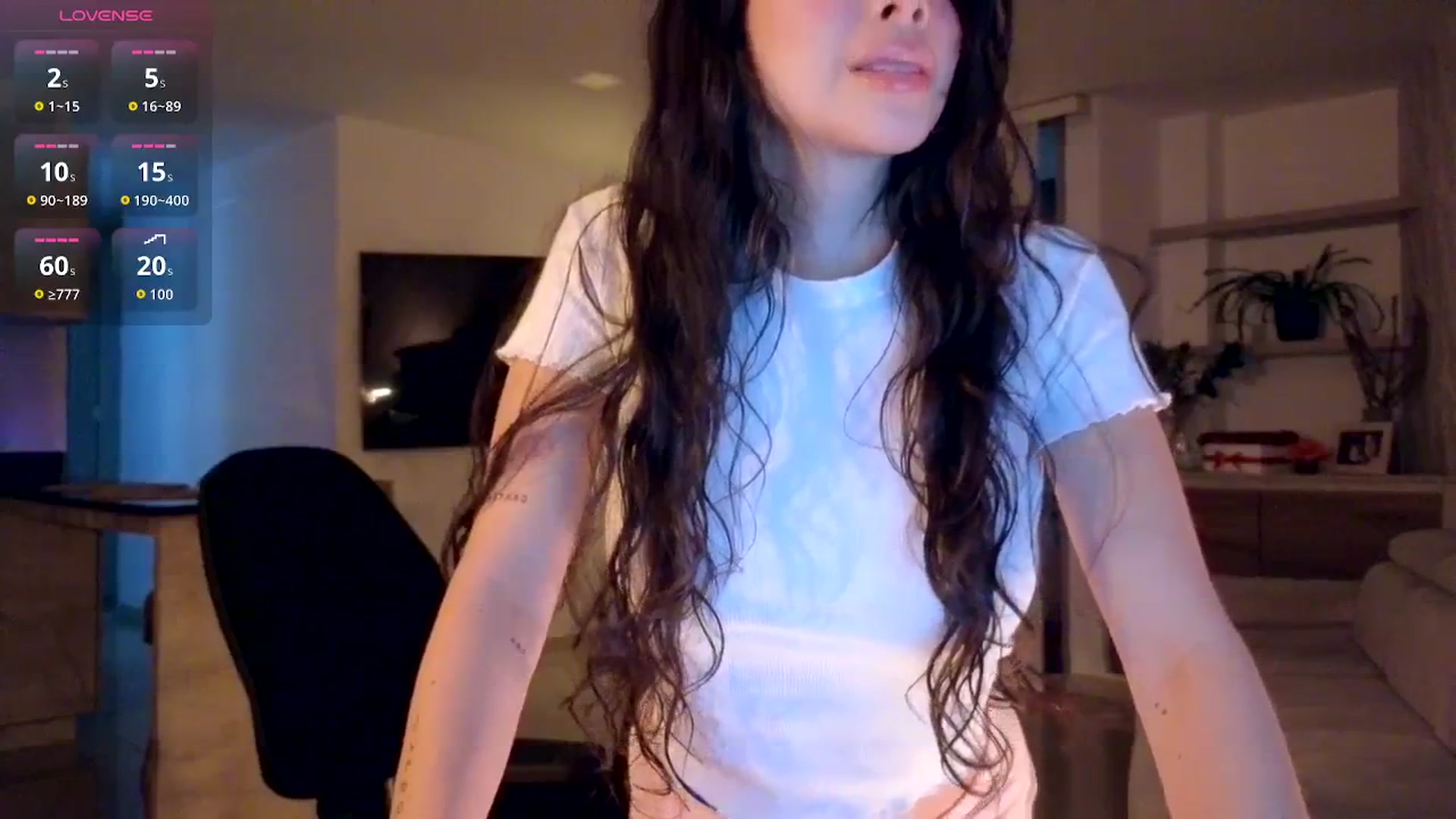 Gallery image thumbnail from SinyMoore's myfreecams stream on, 04/19/2026, 01:53 image 2 of 20