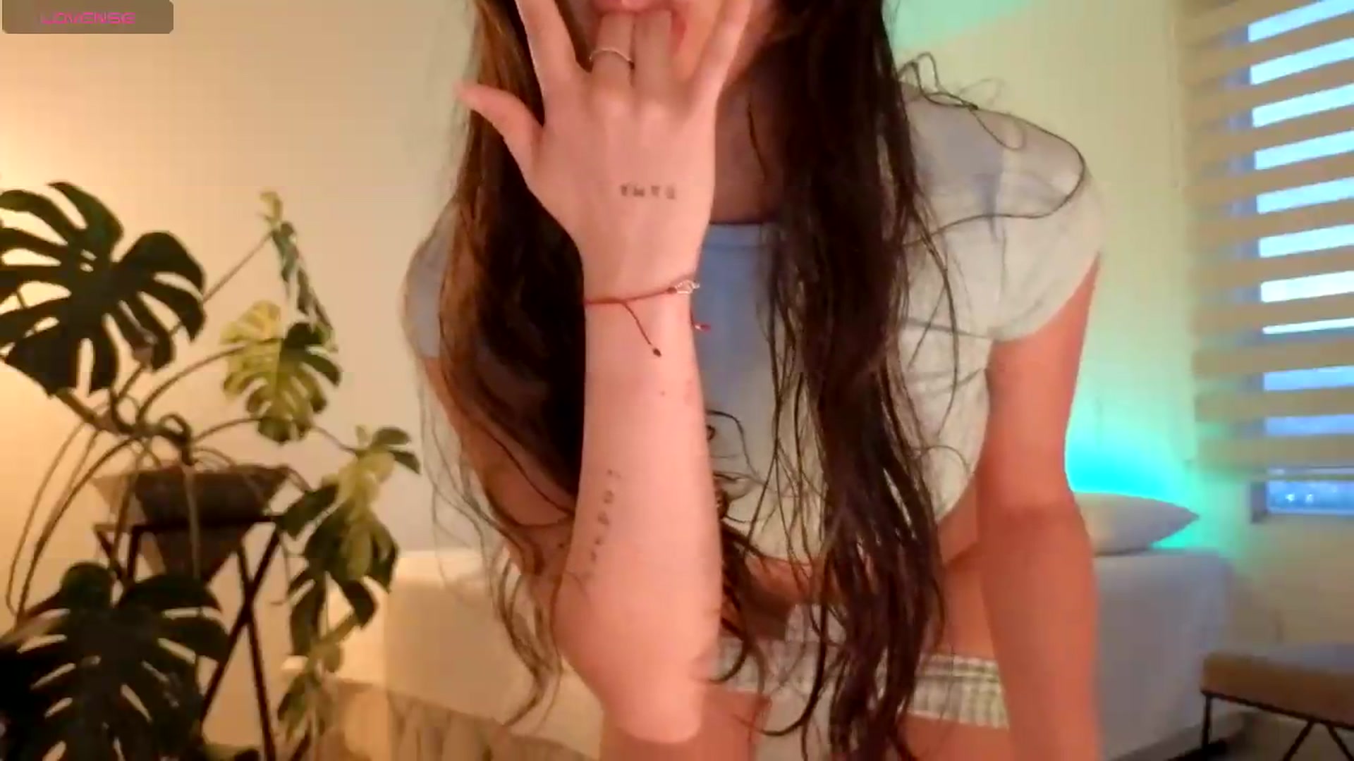 Gallery image thumbnail from SinyMoore's myfreecams stream on, 05/11/2026, 22:45 image 17 of 20