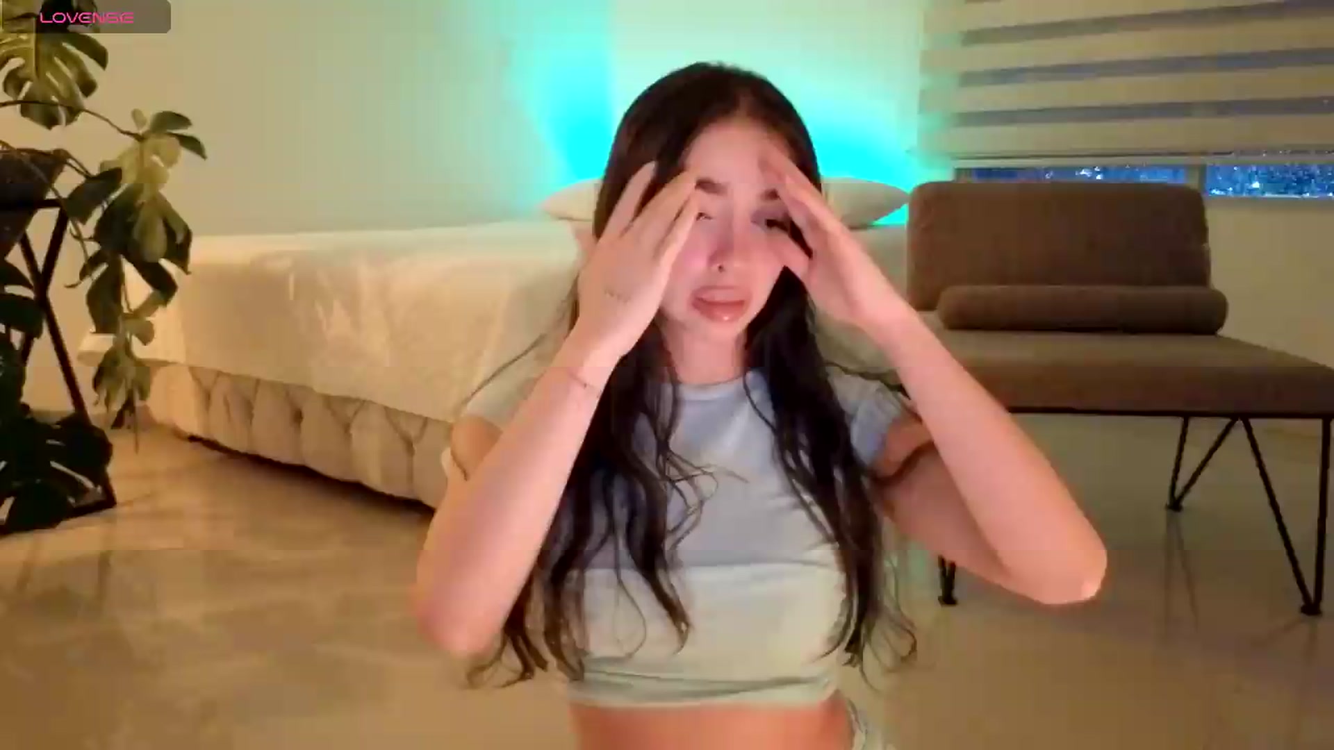 Gallery image thumbnail from SinyMoore's myfreecams stream on, 05/12/2026, 24:00 image 4 of 20