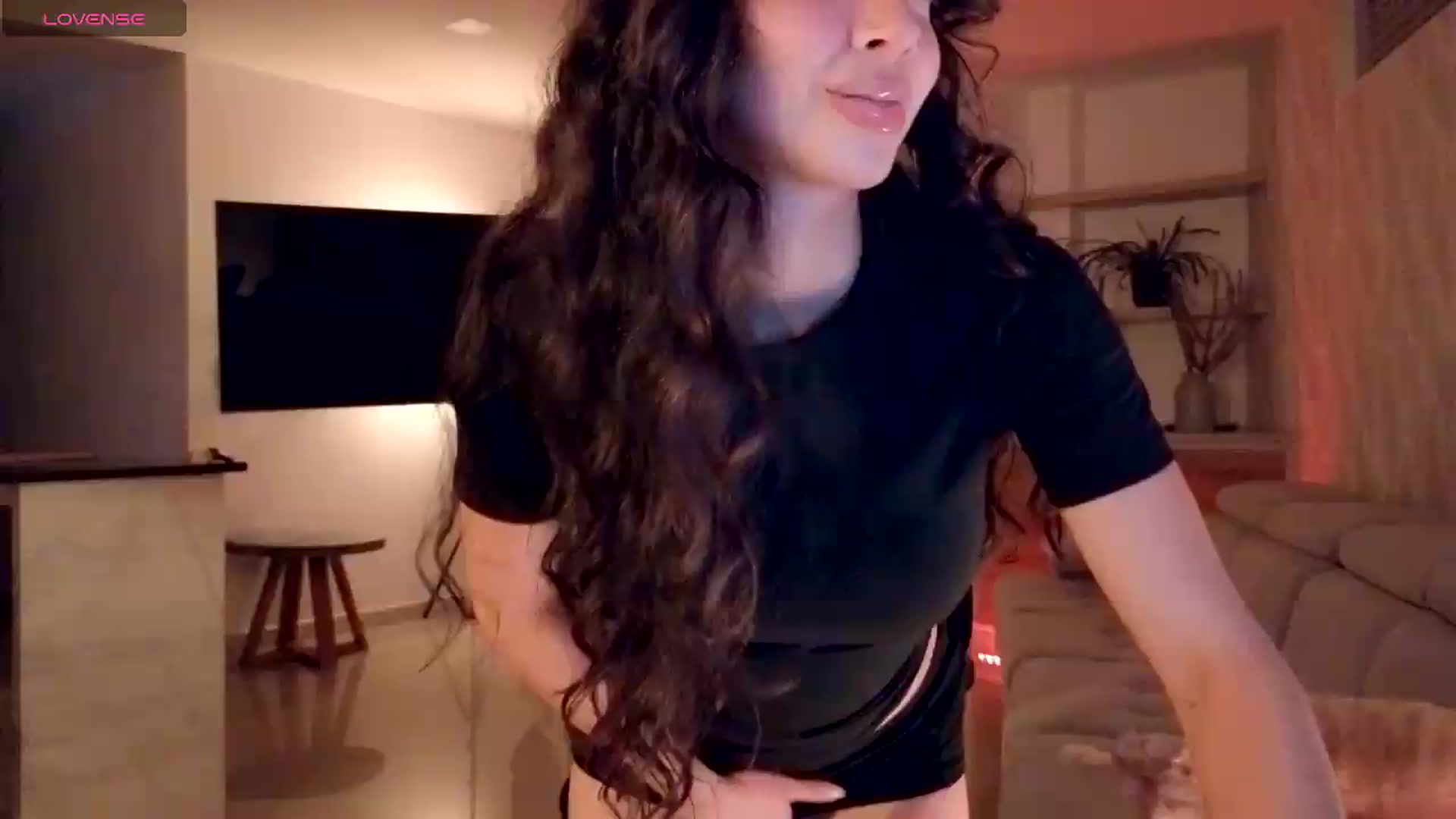 Gallery image thumbnail from SinyMoore's myfreecams stream on, 05/26/2026, 03:14 image 14 of 20