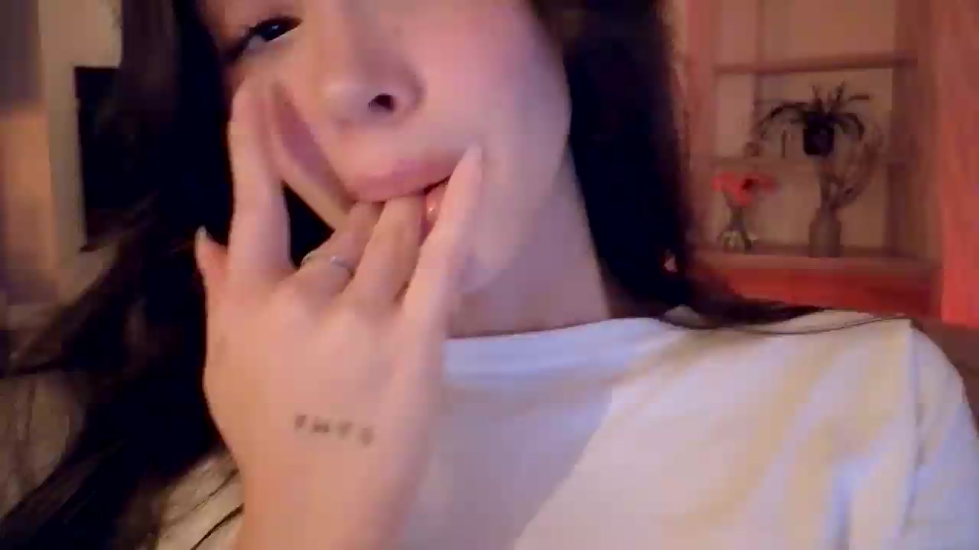 Gallery image thumbnail from SinyMoore's myfreecams stream on, 06/05/2026, 02:15 image 3 of 20