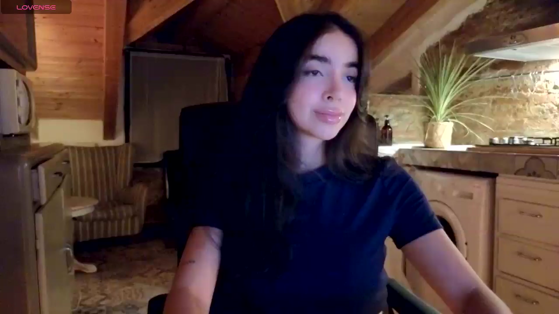 Gallery image thumbnail from SinyMoore's myfreecams stream on, 07/17/2026, 01:01 image 3 of 20