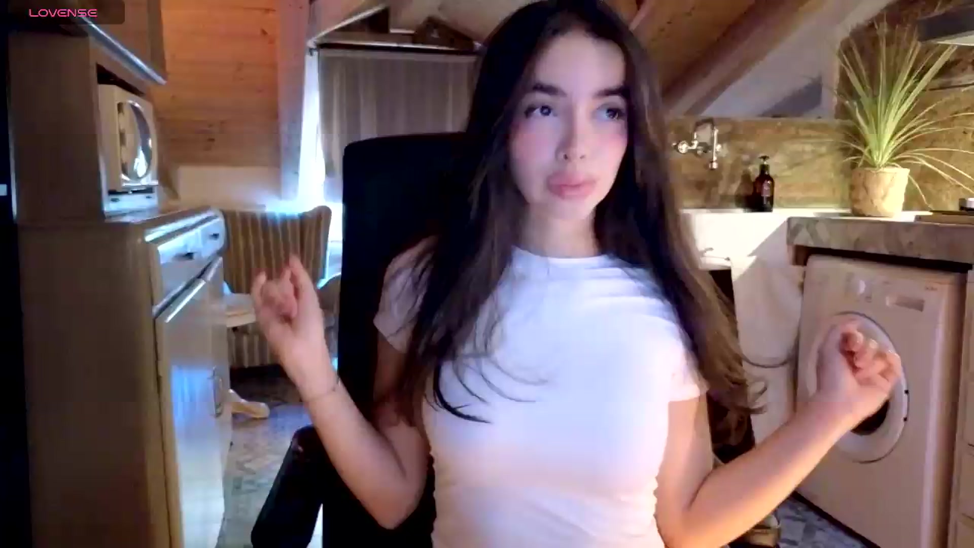Gallery image thumbnail from SinyMoore's myfreecams stream on, 07/20/2026, 06:05 image 9 of 20