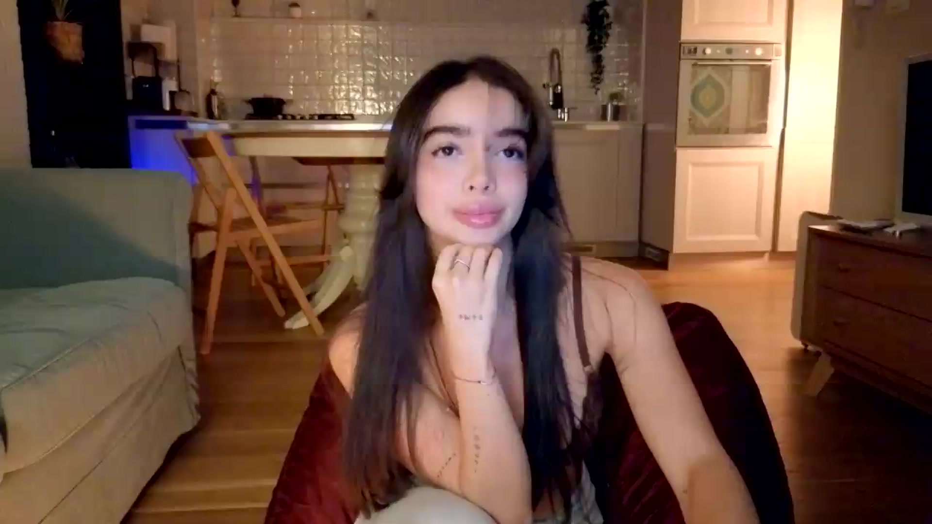 Gallery image thumbnail from SinyMoore's myfreecams stream on, 08/09/2026, 05:04 image 13 of 20