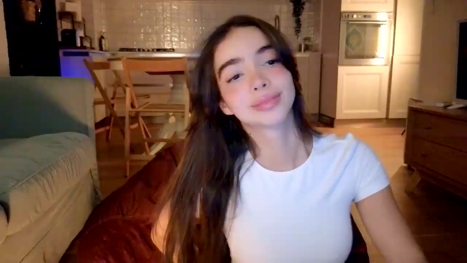 Gallery image thumbnail from SinyMoore's myfreecams stream on, 08/14/2026, 06:26 image 1 of 20