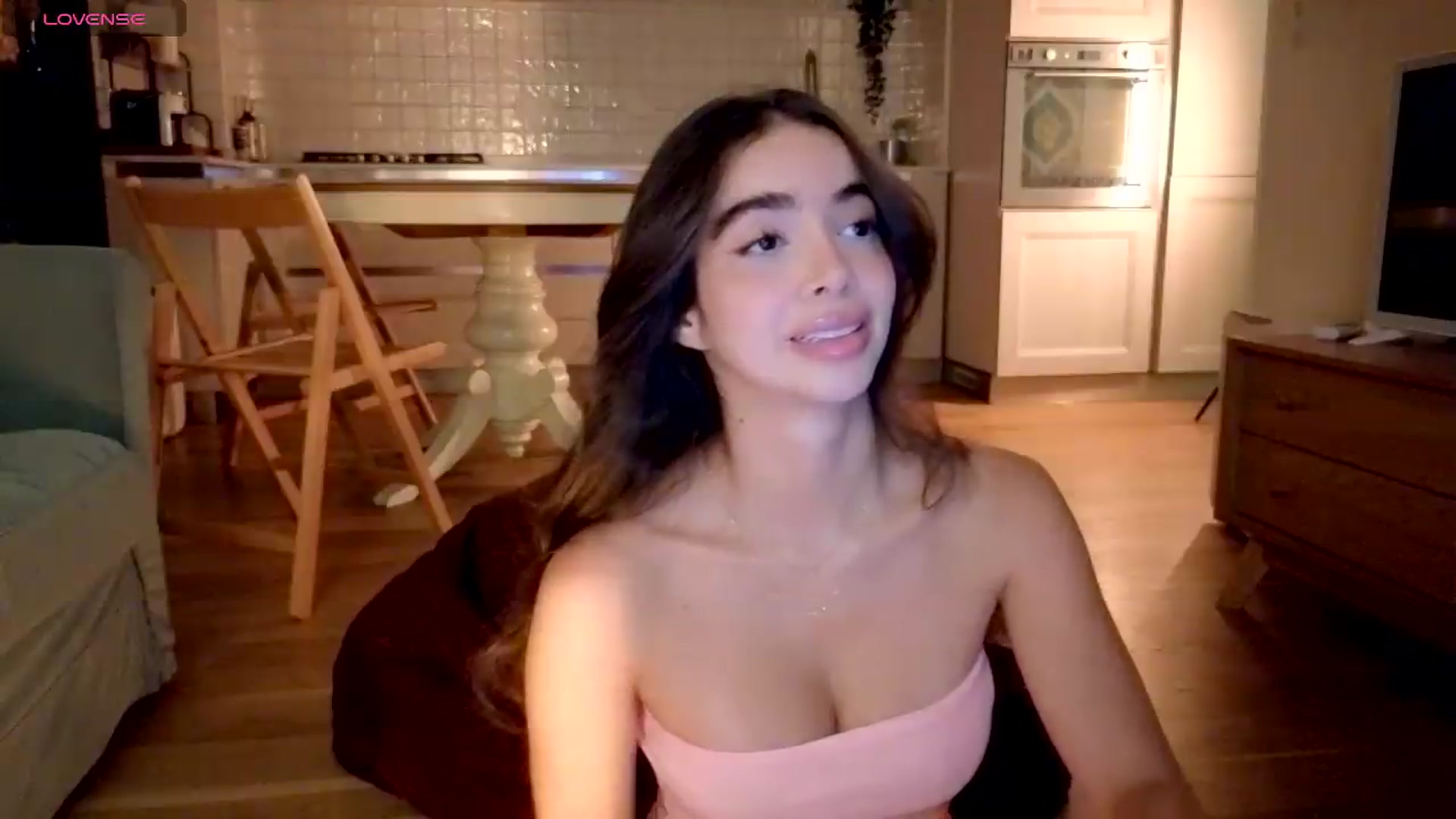 Gallery image thumbnail from SinyMoore's myfreecams stream on, 08/16/2026, 05:31 image 8 of 20