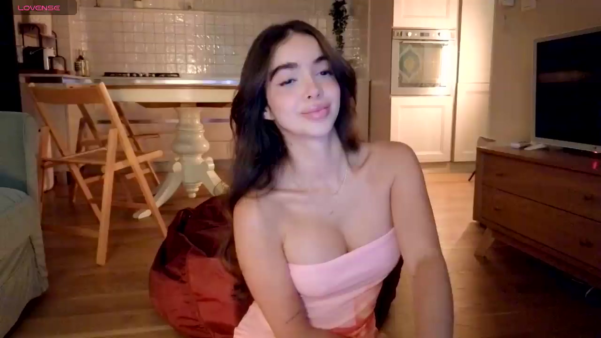 Gallery image thumbnail from SinyMoore's myfreecams stream on, 08/16/2026, 06:24 image 14 of 20