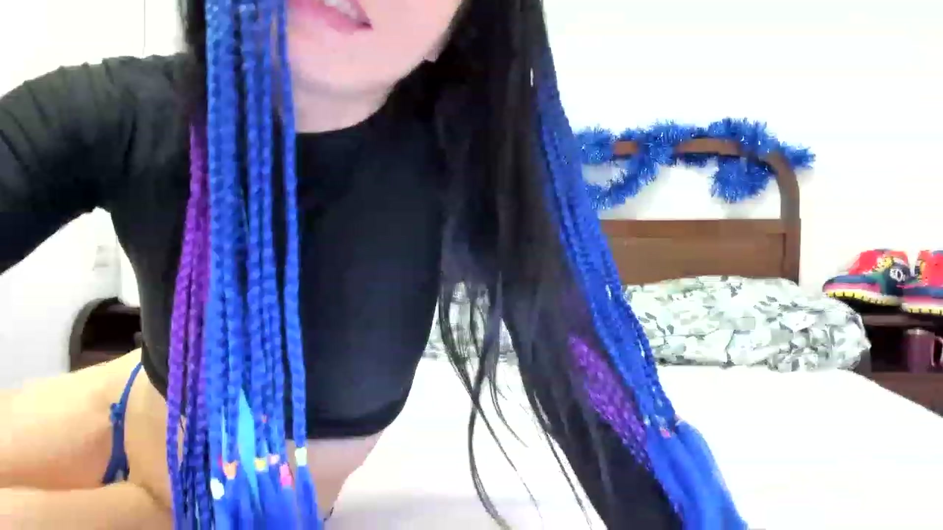 Gallery image thumbnail from SiouxPrincess's myfreecams stream on, 01/05/2023, 18:22 image 18 of 20