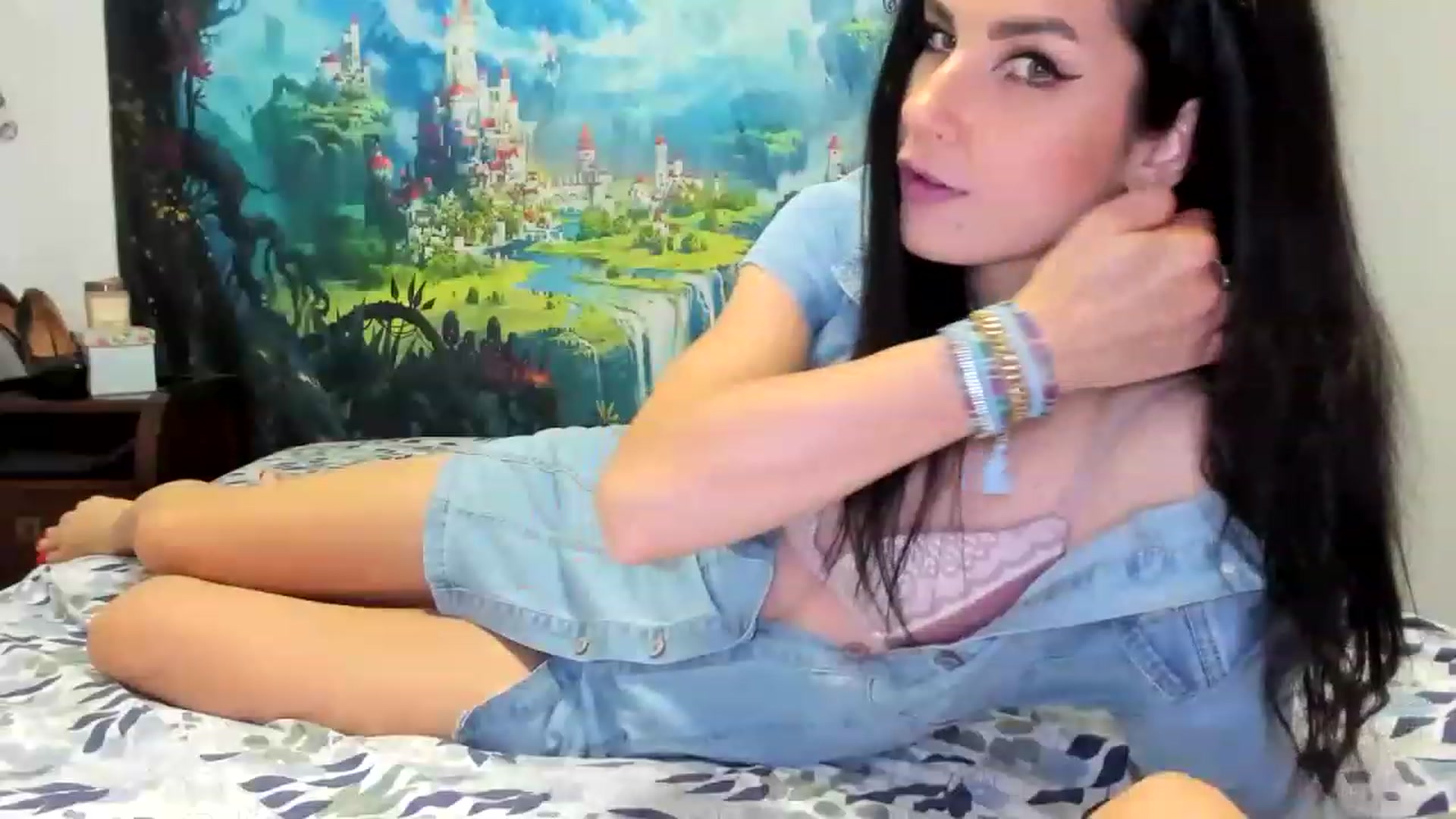 Gallery image thumbnail from SiouxPrincess's myfreecams stream on, 02/15/2023, 19:49 image 4 of 20