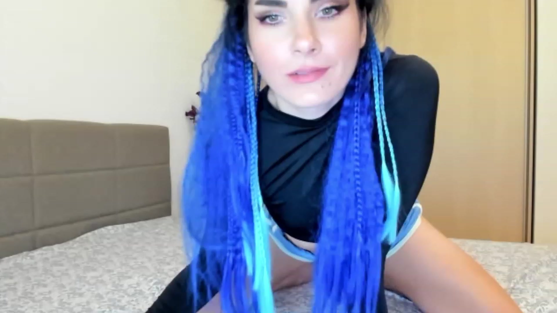 Gallery image thumbnail from SiouxPrincess's myfreecams stream on, 04/14/2023, 17:24 image 6 of 20