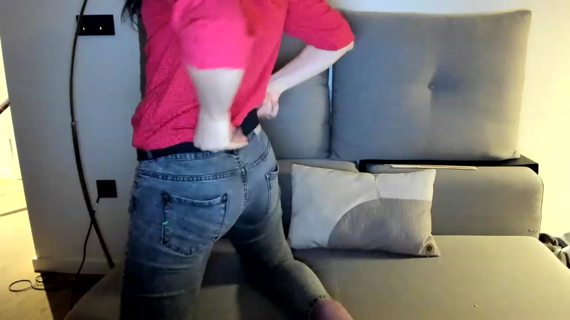 Gallery image thumbnail from SiouxPrincess's myfreecams stream on, 05/13/2023, 21:36 image 15 of 20