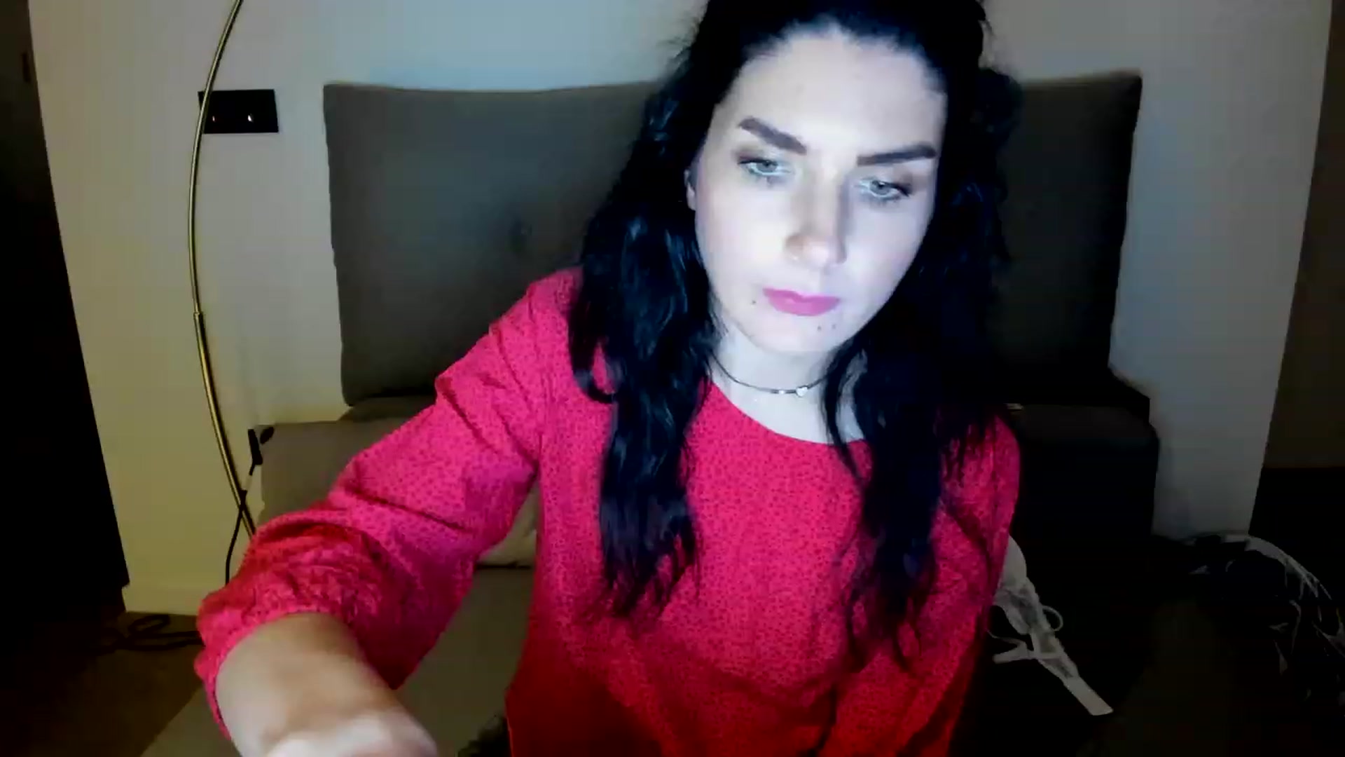 Gallery image thumbnail from SiouxPrincess's myfreecams stream on, 05/13/2023, 23:04 image 17 of 20