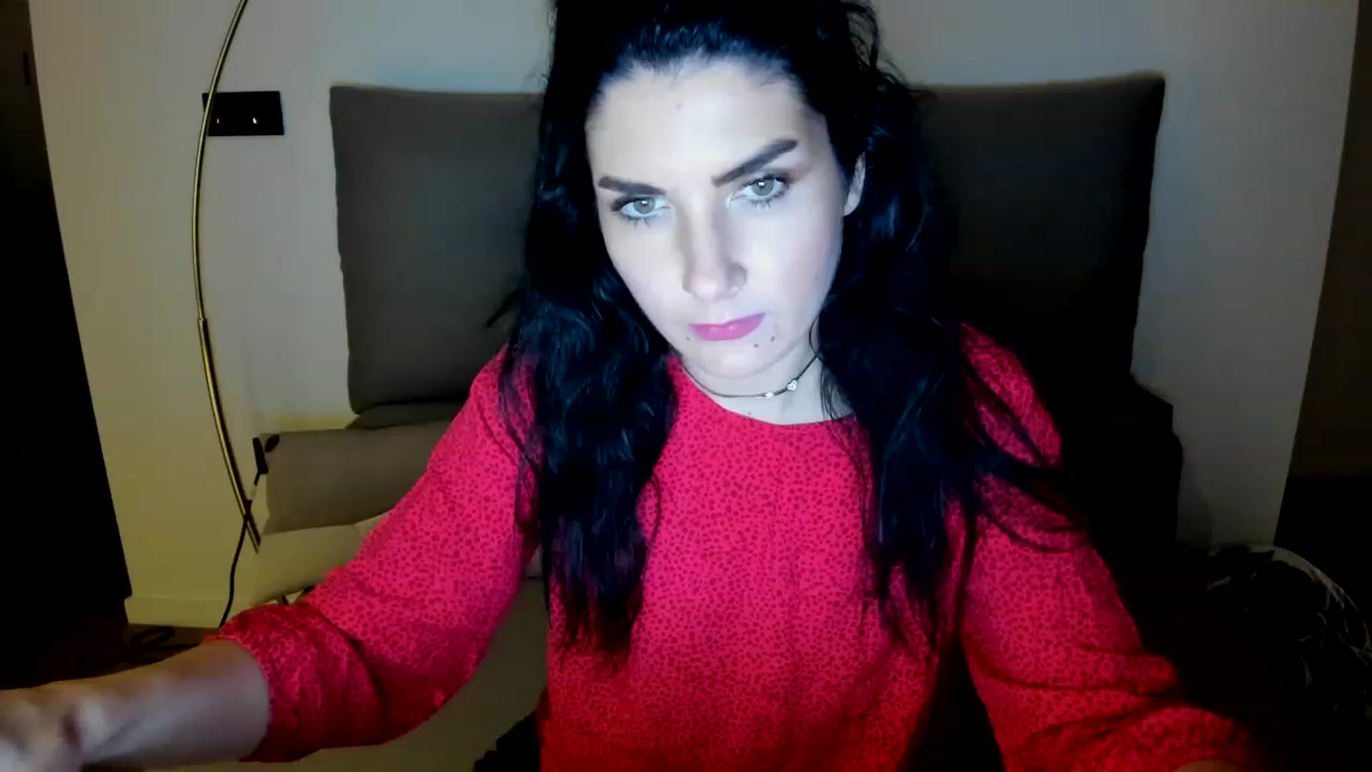 Gallery image thumbnail from SiouxPrincess's myfreecams stream on, 05/13/2023, 23:04 image 19 of 20