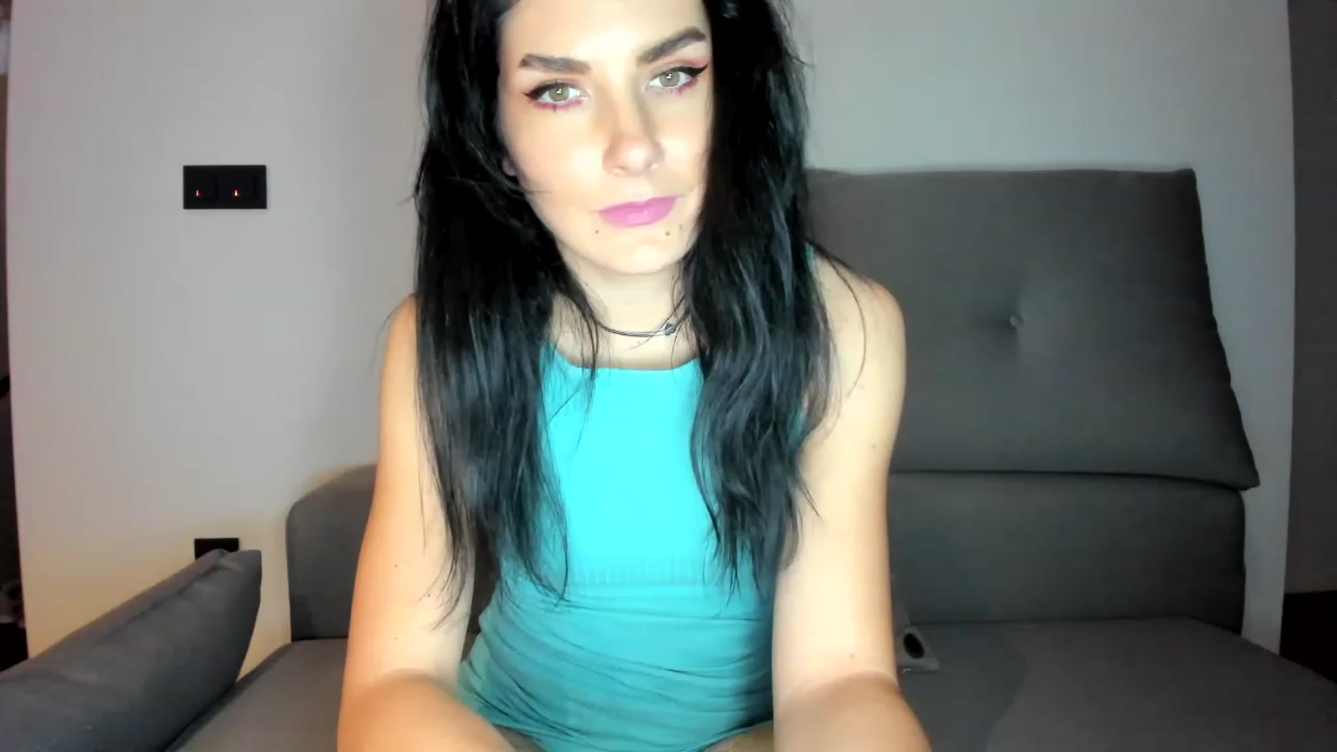 Gallery image thumbnail from SiouxPrincess's myfreecams stream on, 05/14/2023, 21:26 image 10 of 20