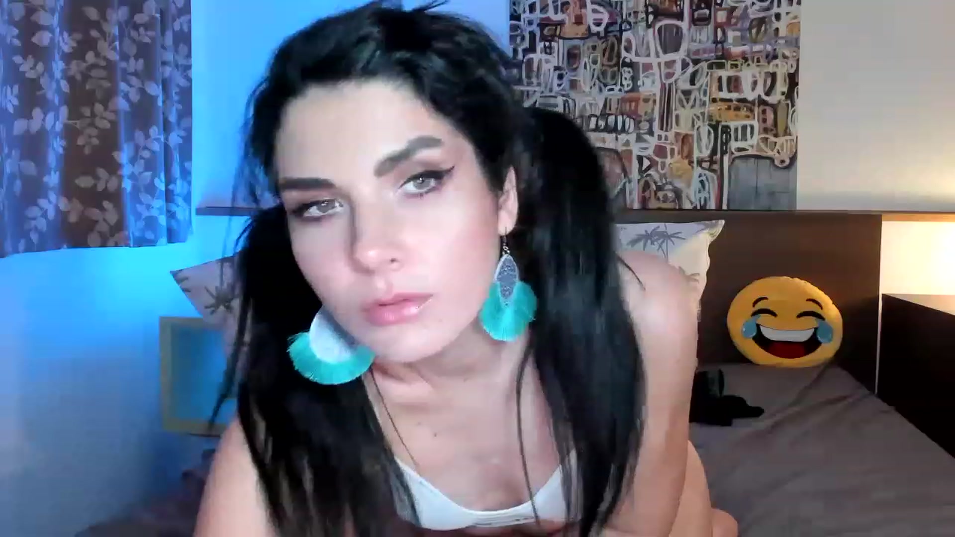 Gallery image thumbnail from SiouxPrincess's myfreecams stream on, 05/23/2023, 24:16 image 18 of 20