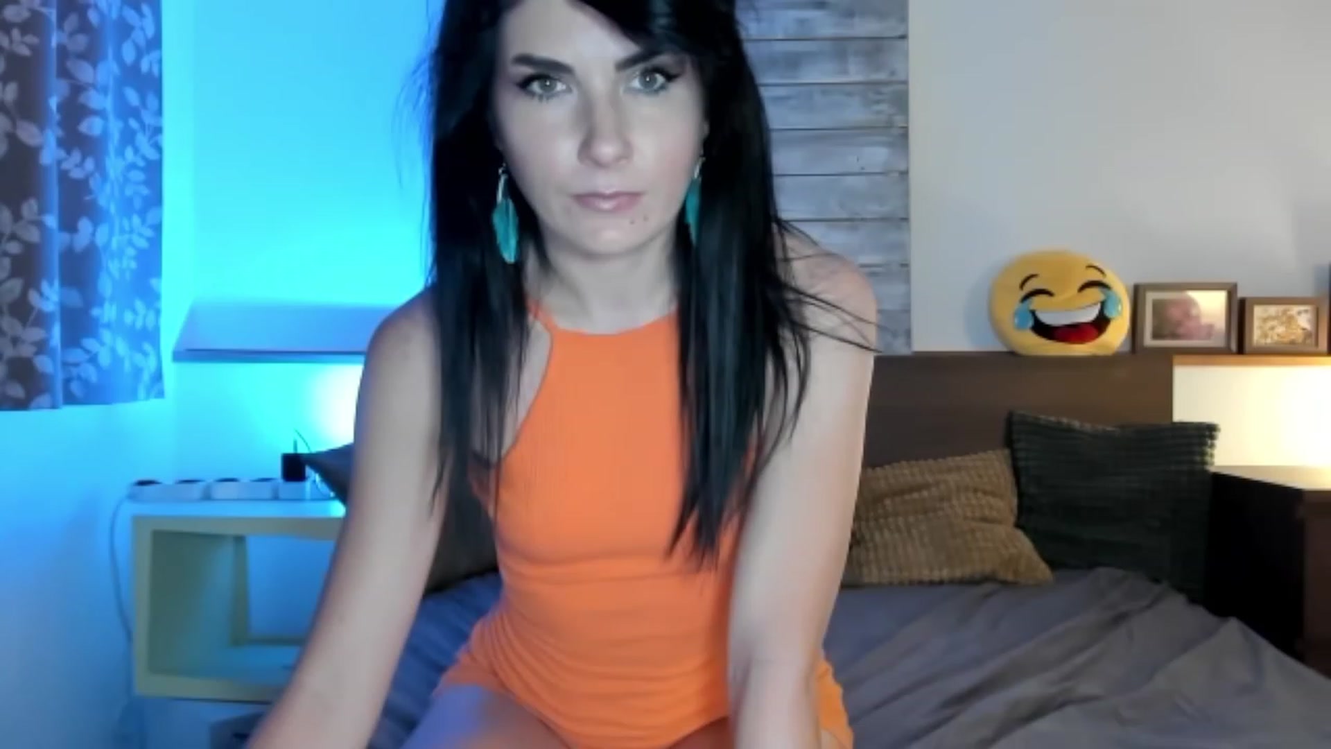 Gallery image thumbnail from SiouxPrincess's myfreecams stream on, 05/27/2023, 24:04 image 12 of 20