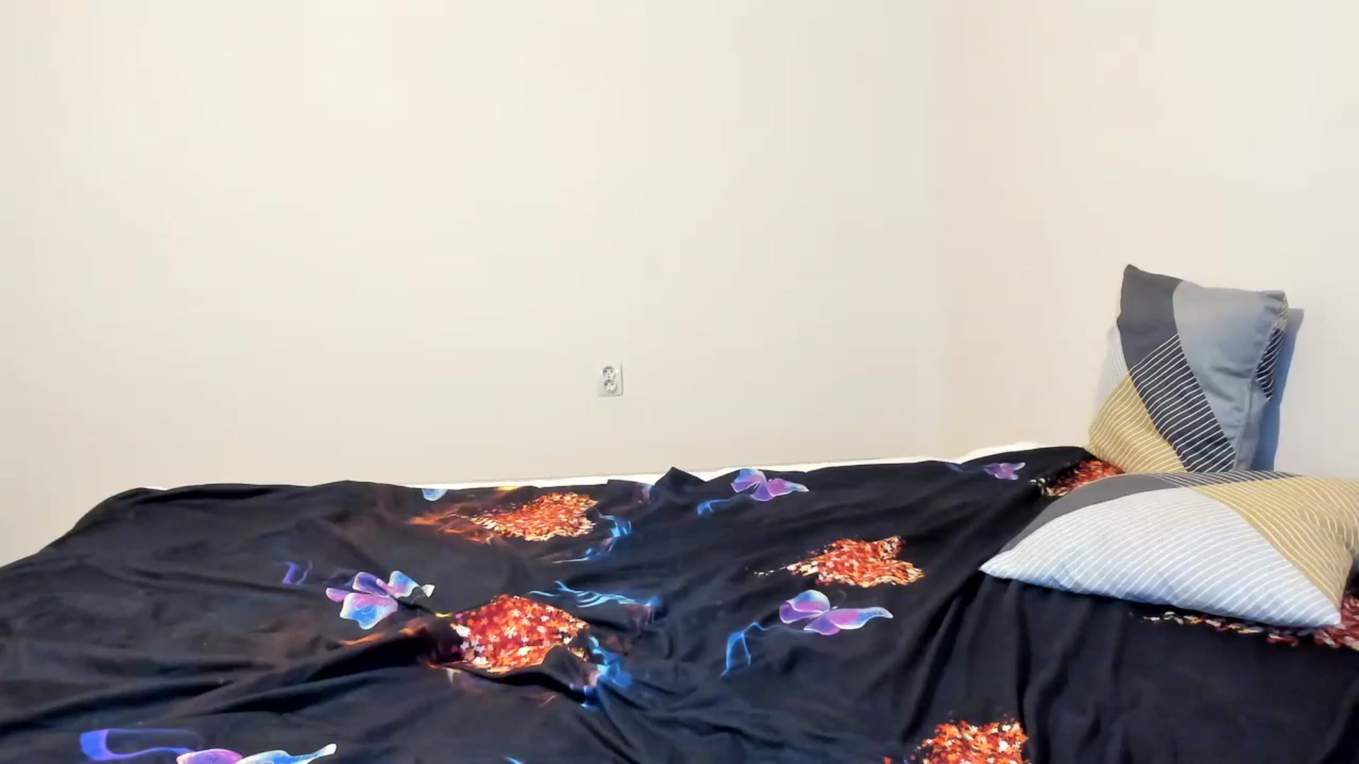 Gallery image thumbnail from SiouxPrincess's myfreecams stream on, 09/05/2023, 02:07 image 1 of 20