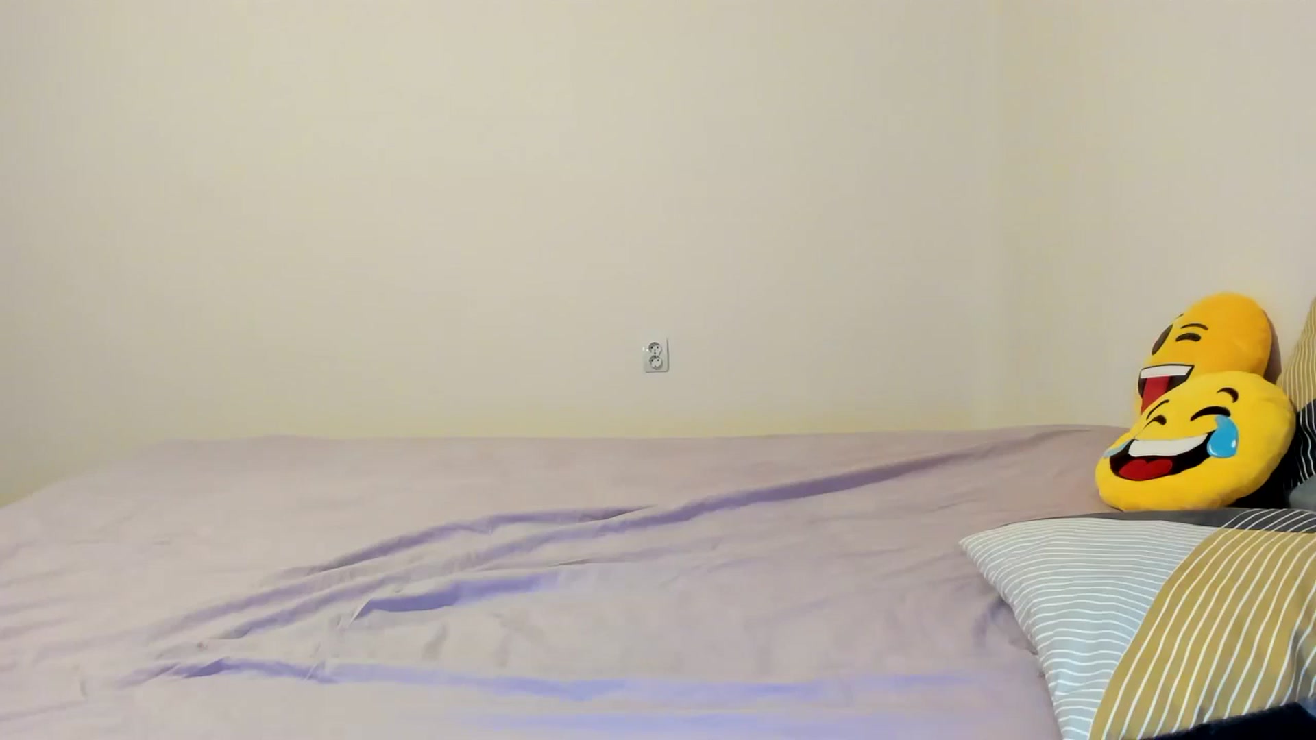 Gallery image thumbnail from SiouxPrincess's myfreecams stream on, 09/18/2023, 24:56 image 13 of 20