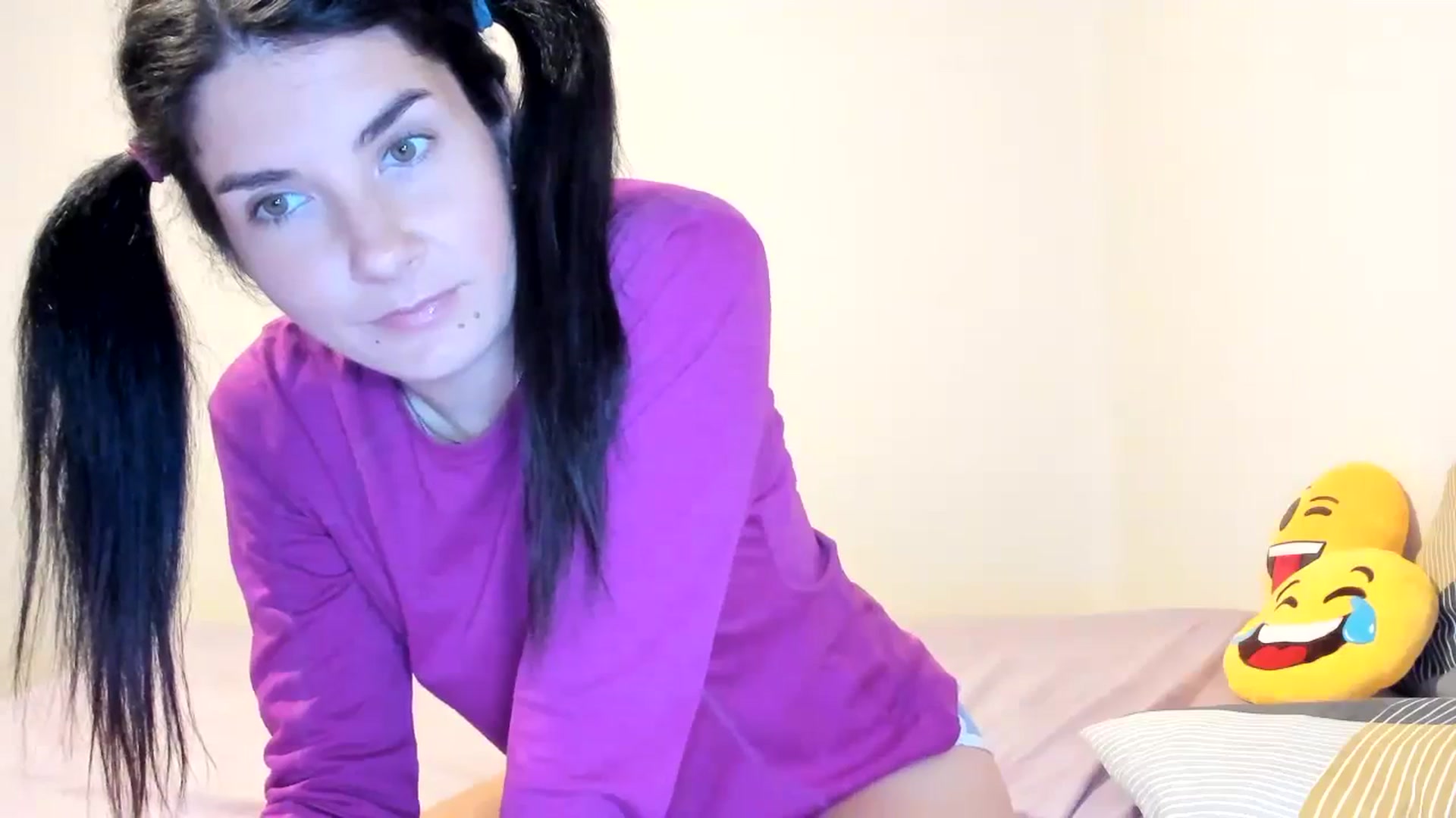 Gallery image thumbnail from SiouxPrincess's myfreecams stream on, 09/18/2023, 24:56 image 16 of 20