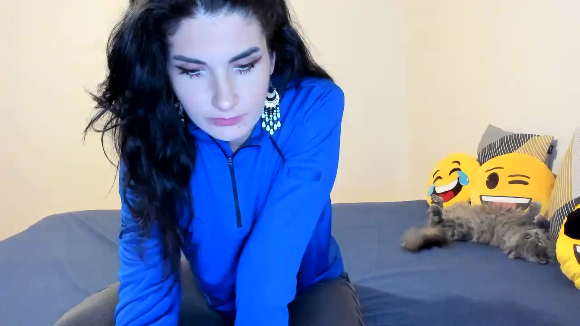 Gallery image thumbnail from SiouxPrincess's myfreecams stream on, 09/22/2023, 23:49 image 5 of 20