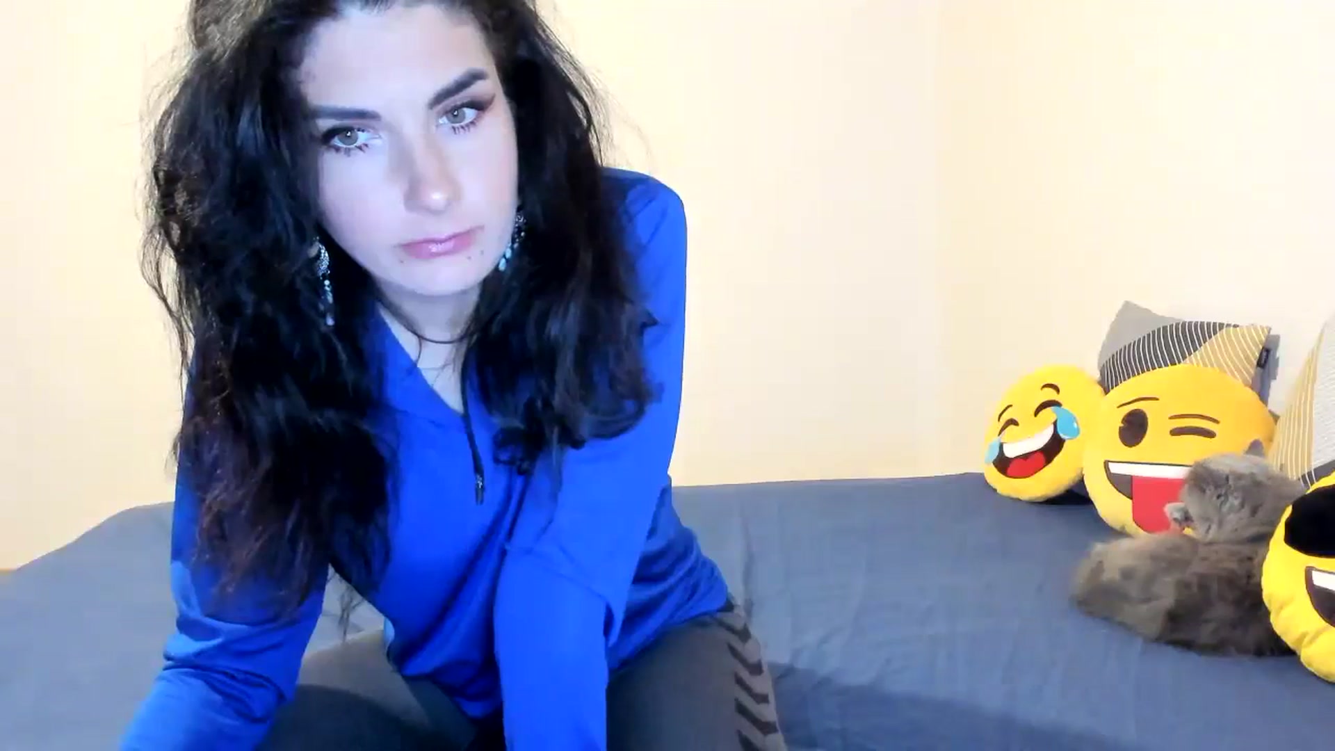 Gallery image thumbnail from SiouxPrincess's myfreecams stream on, 09/22/2023, 23:49 image 19 of 20