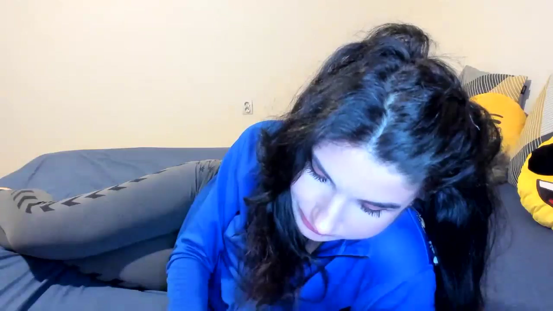 Gallery image thumbnail from SiouxPrincess's myfreecams stream on, 09/22/2023, 23:49 image 17 of 20