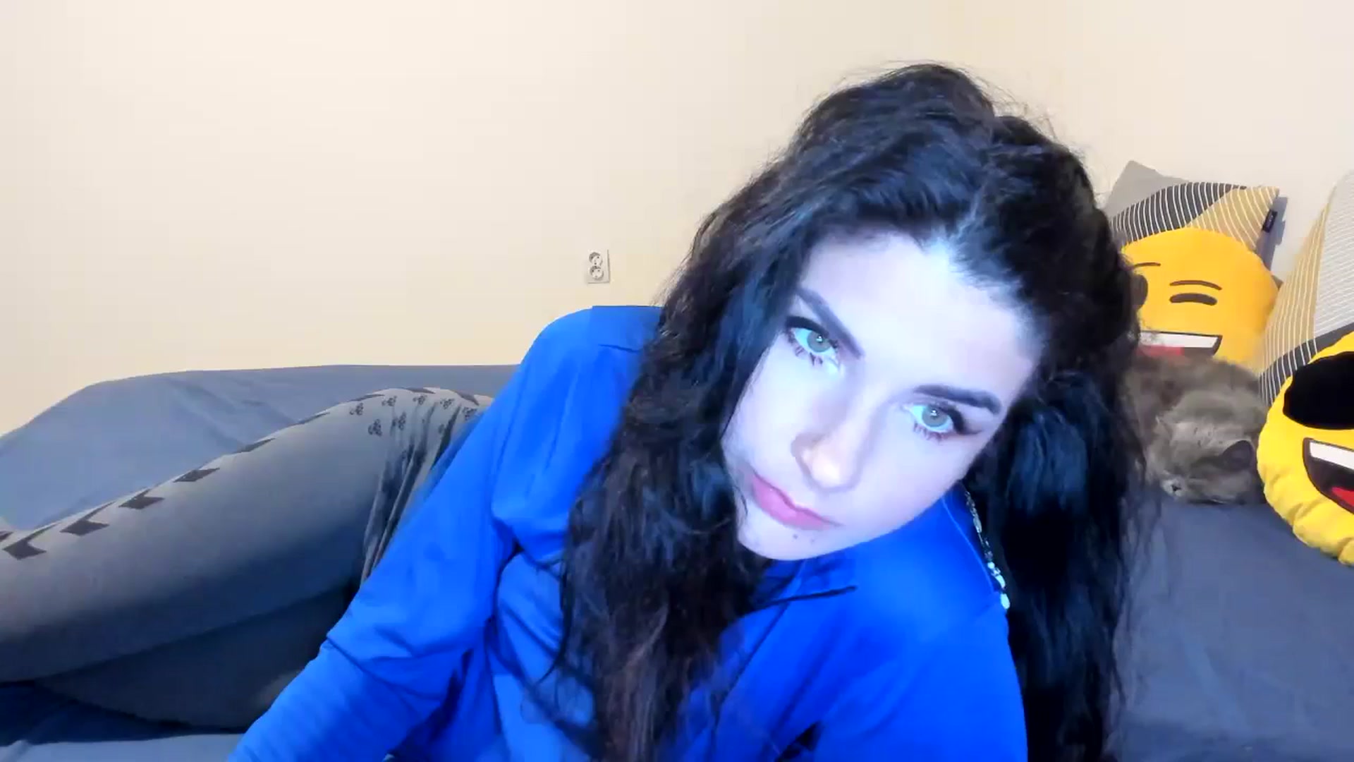 Gallery image thumbnail from SiouxPrincess's myfreecams stream on, 09/23/2023, 24:01 image 14 of 20