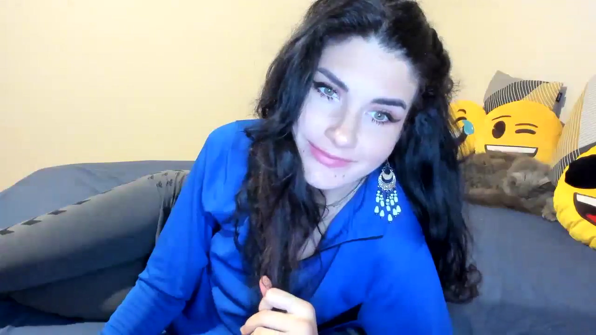 Gallery image thumbnail from SiouxPrincess's myfreecams stream on, 09/23/2023, 24:01 image 6 of 20