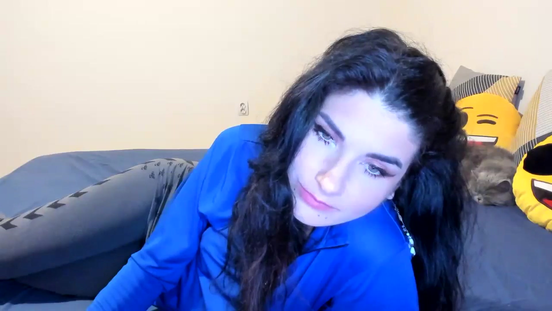 Gallery image thumbnail from SiouxPrincess's myfreecams stream on, 09/23/2023, 24:01 image 13 of 20