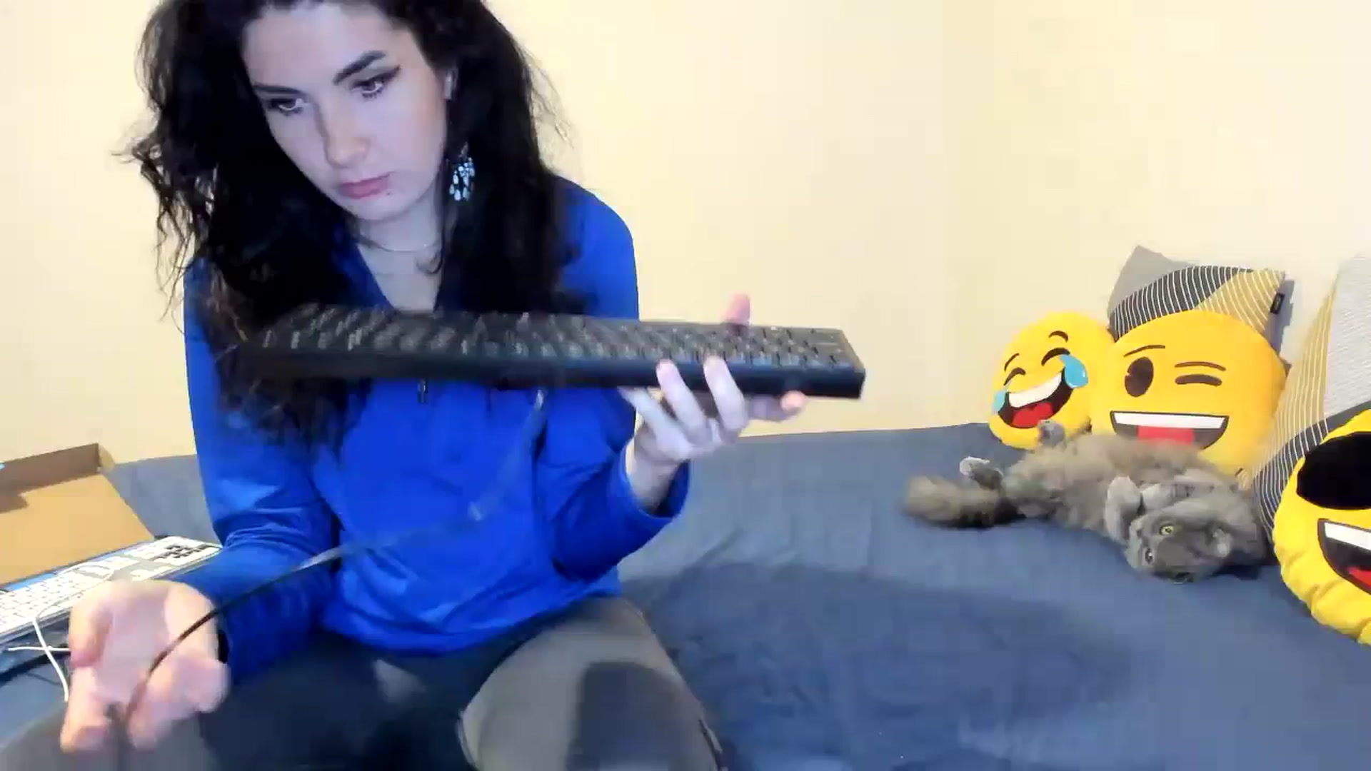 Gallery image thumbnail from SiouxPrincess's myfreecams stream on, 09/23/2023, 01:08 image 12 of 20