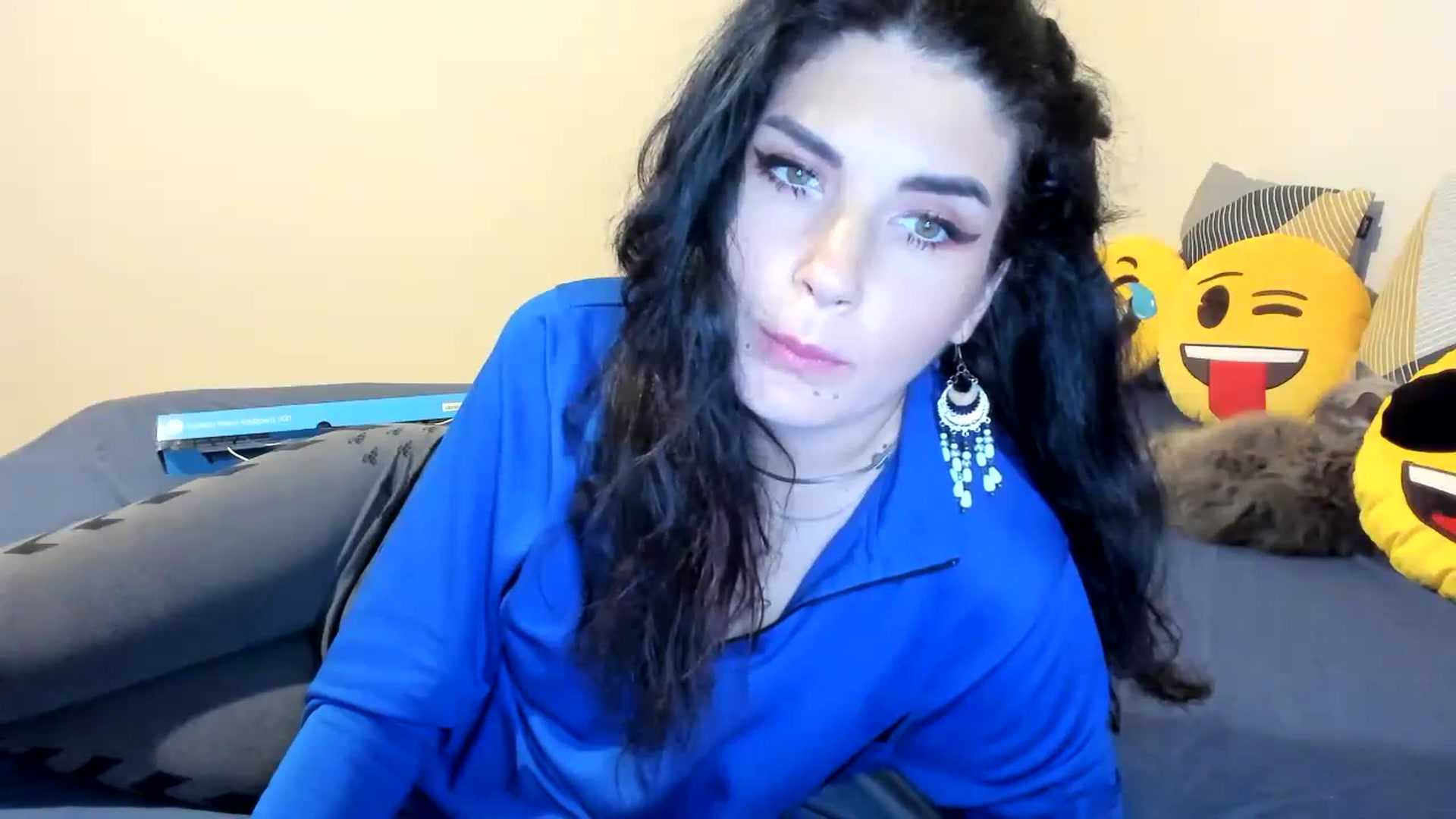 Gallery image thumbnail from SiouxPrincess's myfreecams stream on, 09/23/2023, 01:08 image 19 of 20