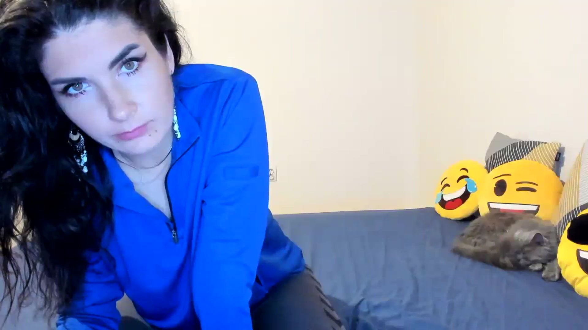 Gallery image thumbnail from SiouxPrincess's myfreecams stream on, 09/23/2023, 01:08 image 5 of 20