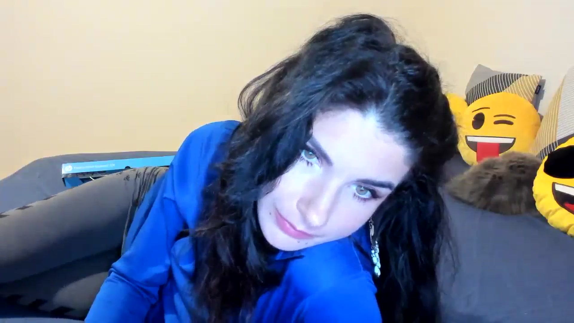 Gallery image thumbnail from SiouxPrincess's myfreecams stream on, 09/23/2023, 01:08 image 17 of 20