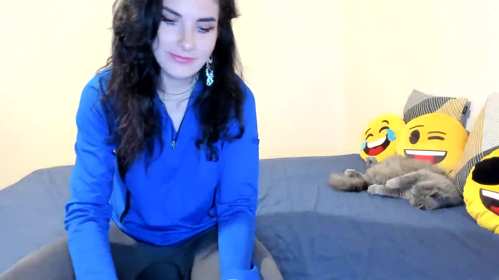 Gallery image thumbnail from SiouxPrincess's myfreecams stream on, 09/23/2023, 01:08 image 13 of 20