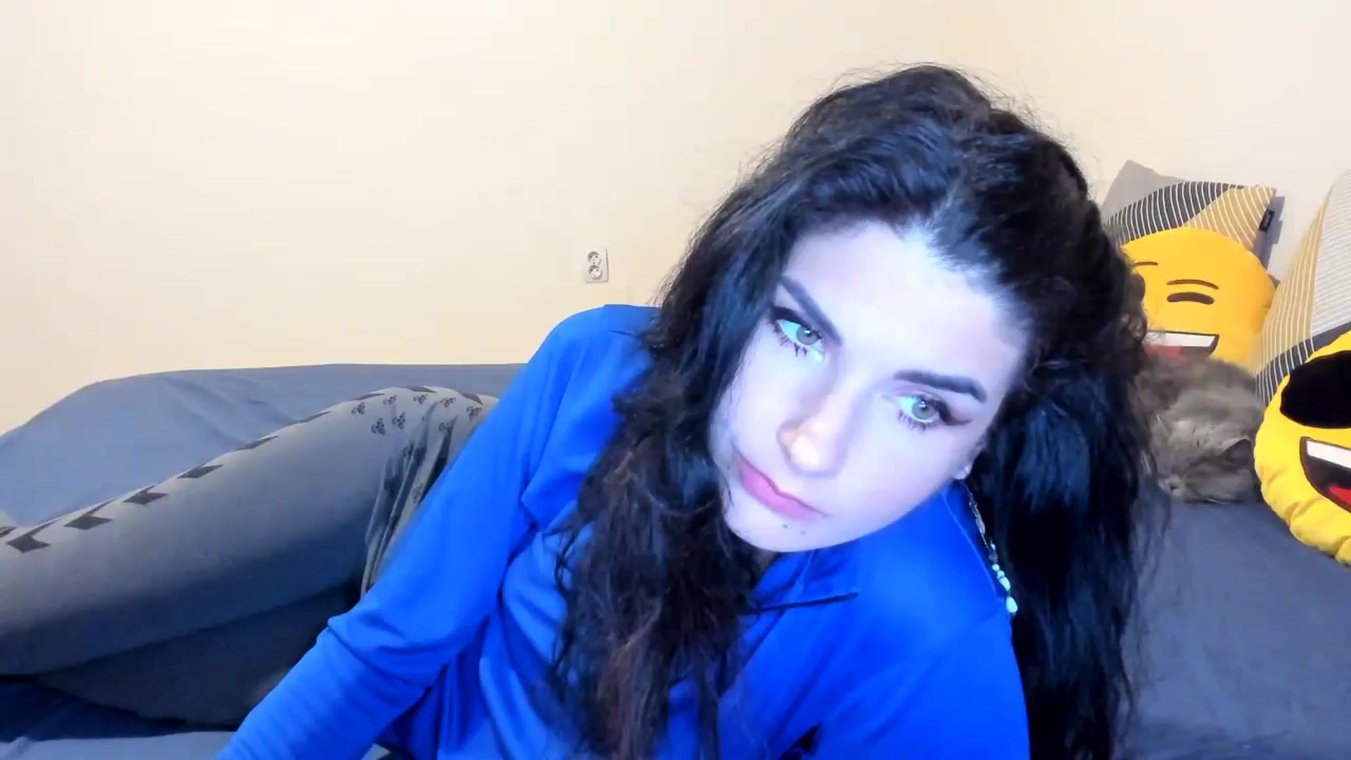 Gallery image thumbnail from SiouxPrincess's myfreecams stream on, 09/23/2023, 01:08 image 1 of 20