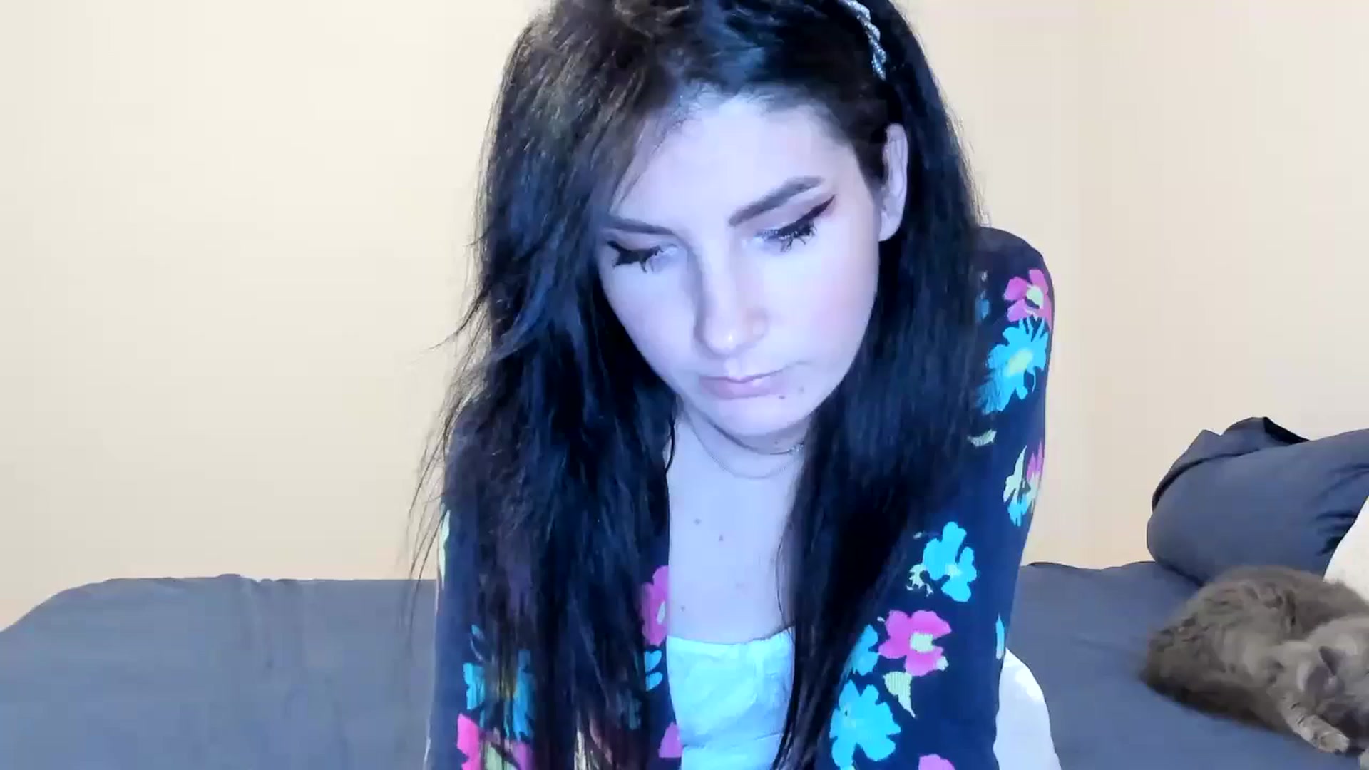 Gallery image thumbnail from SiouxPrincess's myfreecams stream on, 09/24/2023, 21:16 image 4 of 20