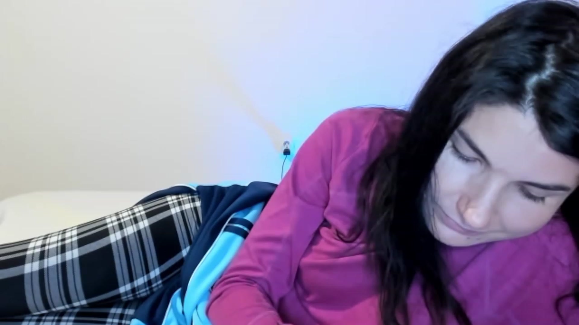 Gallery image thumbnail from SiouxPrincess's myfreecams stream on, 10/05/2023, 21:21 image 16 of 20