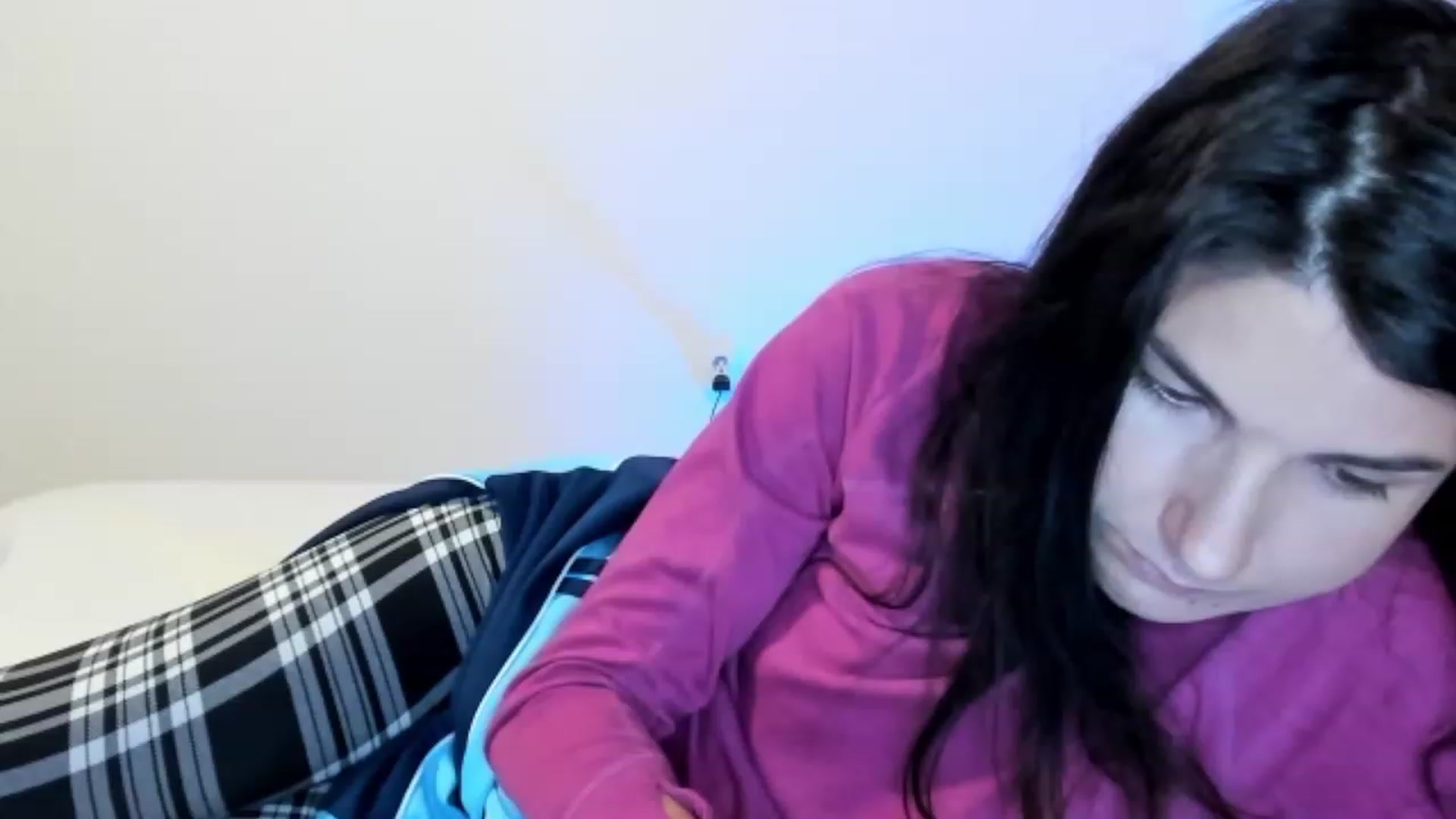 Gallery image thumbnail from SiouxPrincess's myfreecams stream on, 10/05/2023, 21:21 image 12 of 20