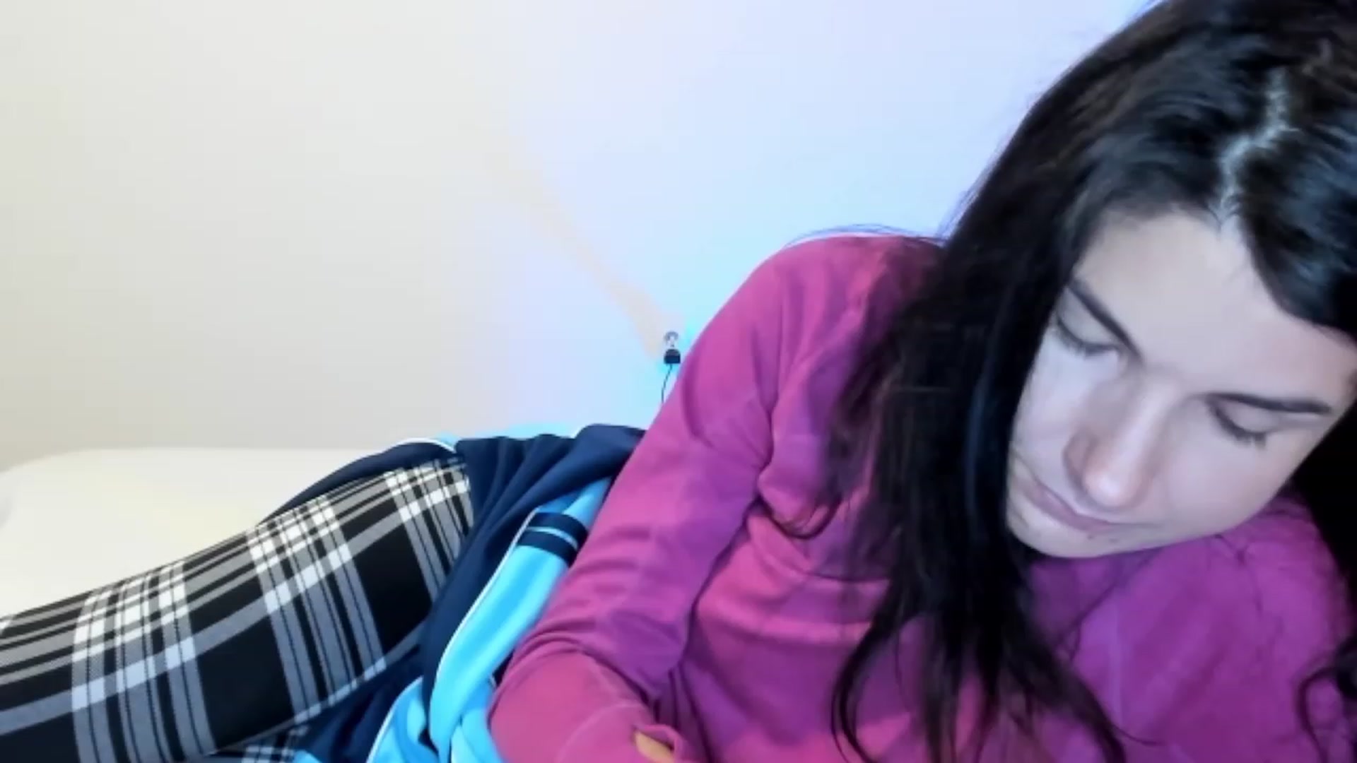 Gallery image thumbnail from SiouxPrincess's myfreecams stream on, 10/05/2023, 21:21 image 6 of 20