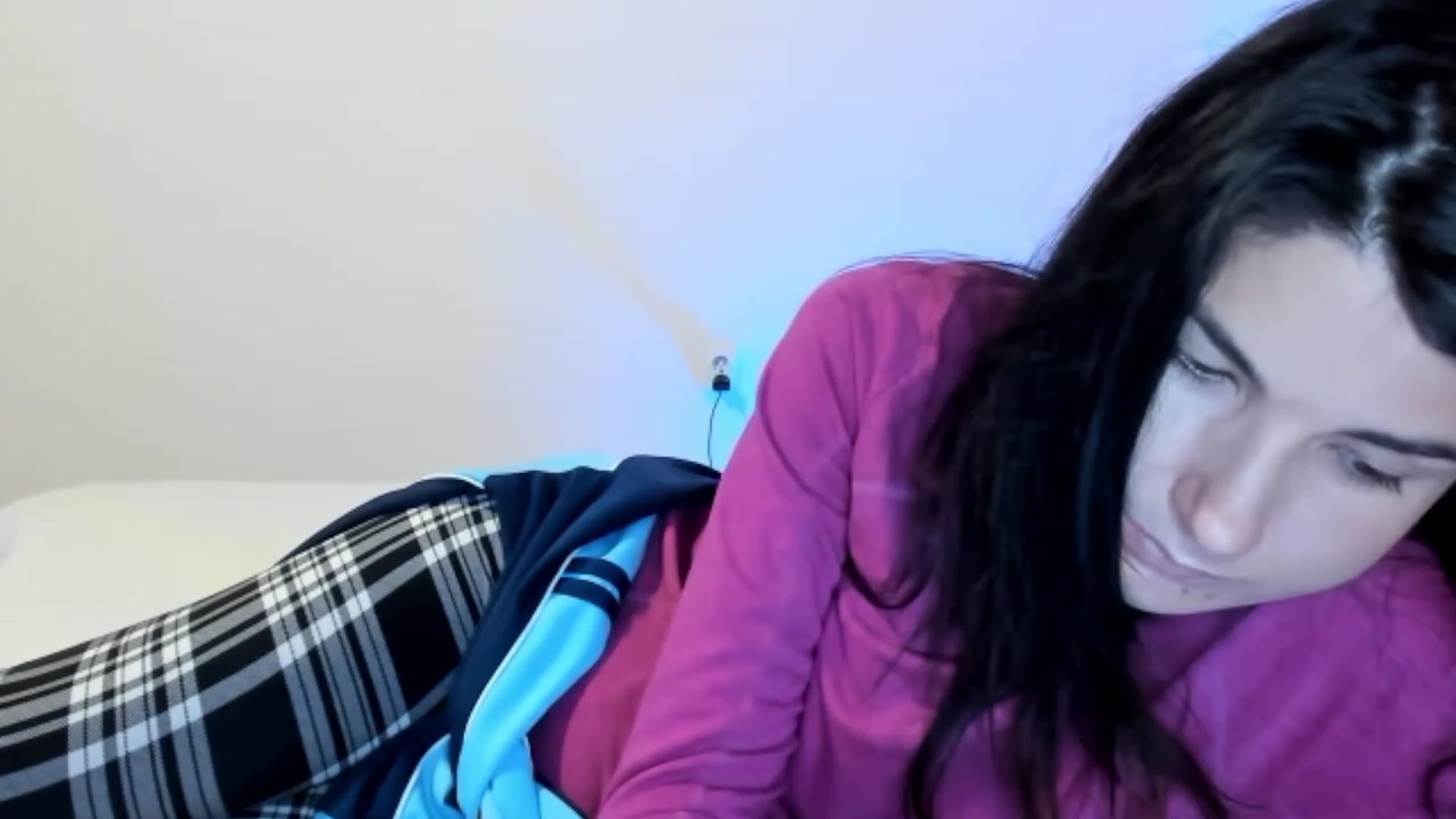 Gallery image thumbnail from SiouxPrincess's myfreecams stream on, 10/05/2023, 21:21 image 9 of 20