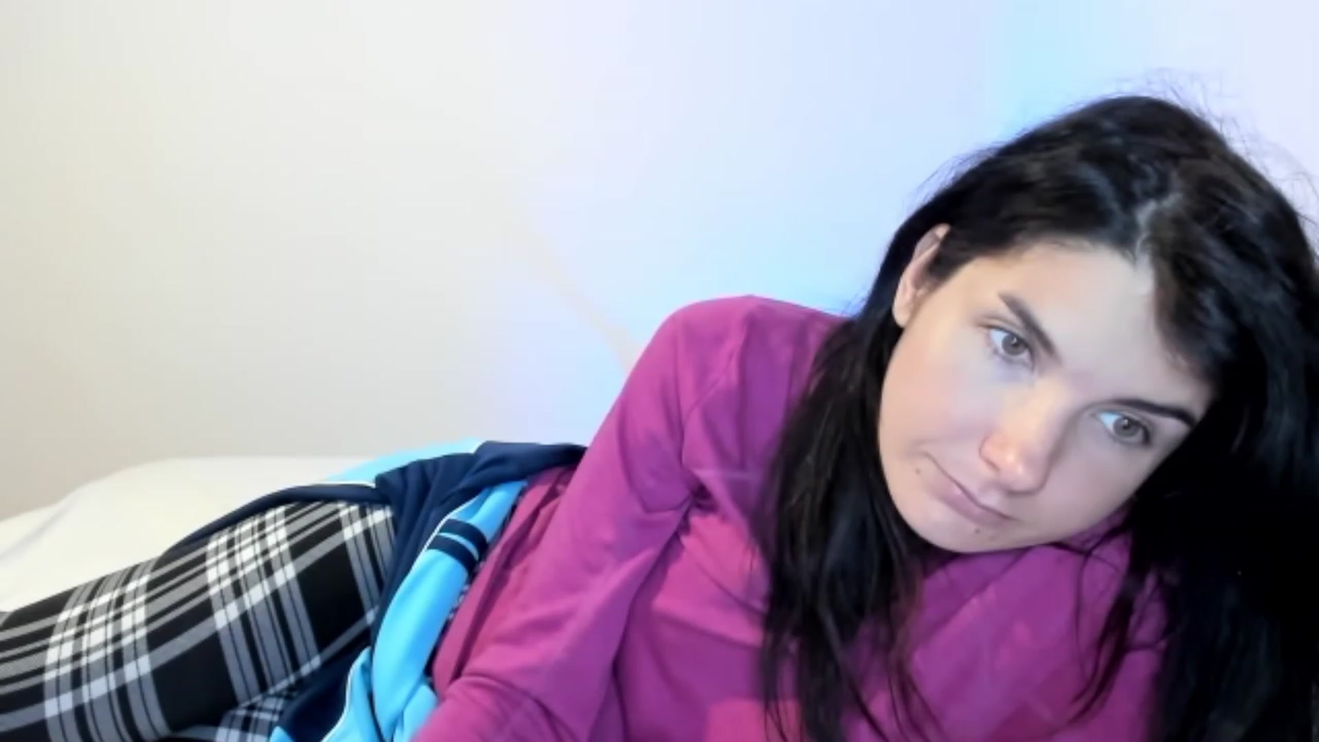 Gallery image thumbnail from SiouxPrincess's myfreecams stream on, 10/05/2023, 22:39 image 17 of 20