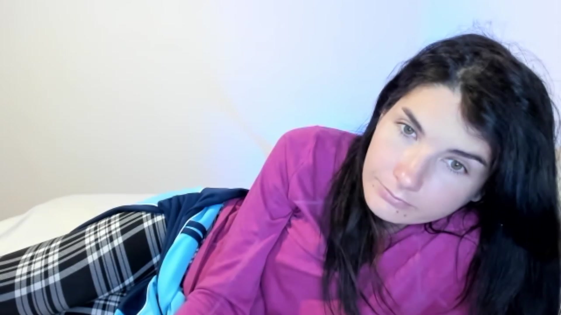 Gallery image thumbnail from SiouxPrincess's myfreecams stream on, 10/05/2023, 22:39 image 18 of 20