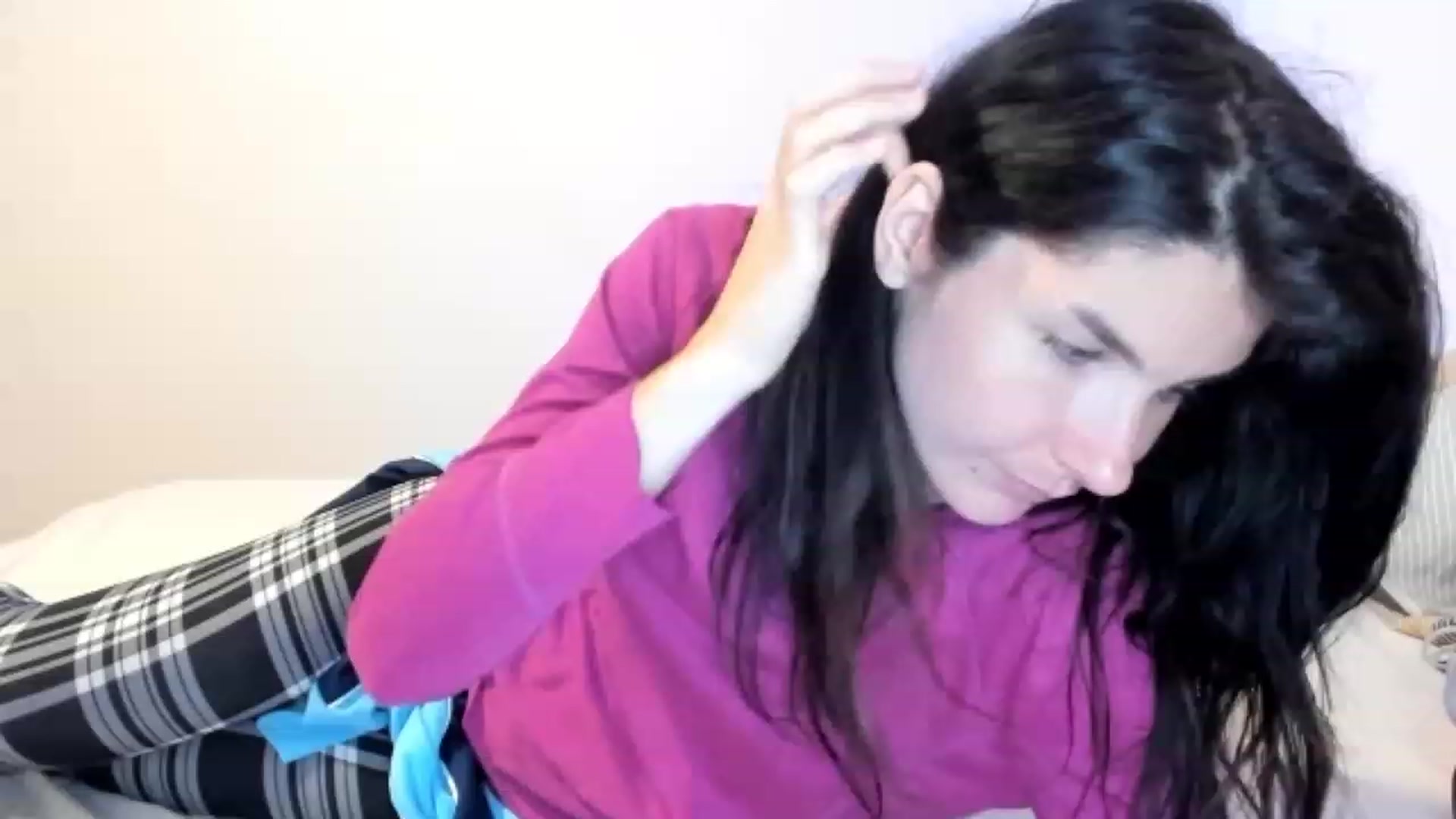 Gallery image thumbnail from SiouxPrincess's myfreecams stream on, 10/05/2023, 23:03 image 14 of 20