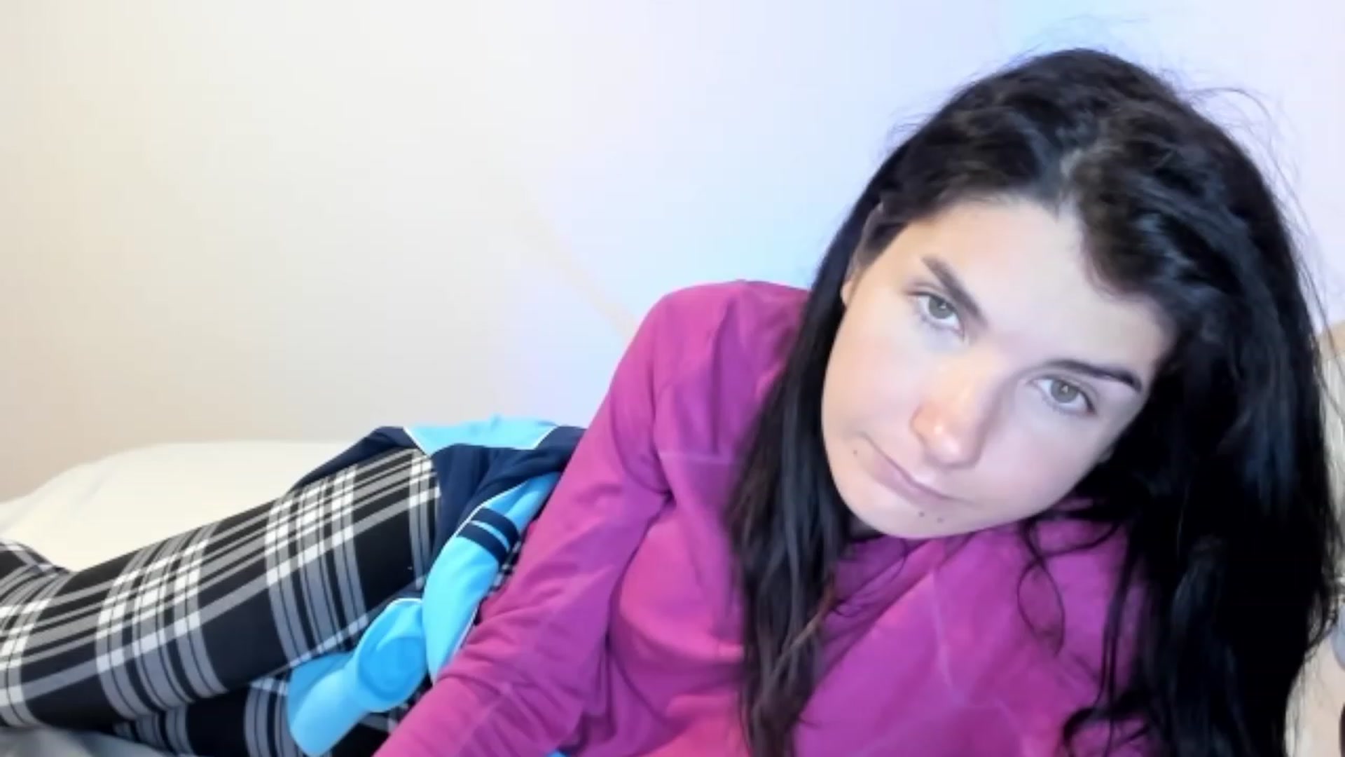 Gallery image thumbnail from SiouxPrincess's myfreecams stream on, 10/05/2023, 23:03 image 19 of 20