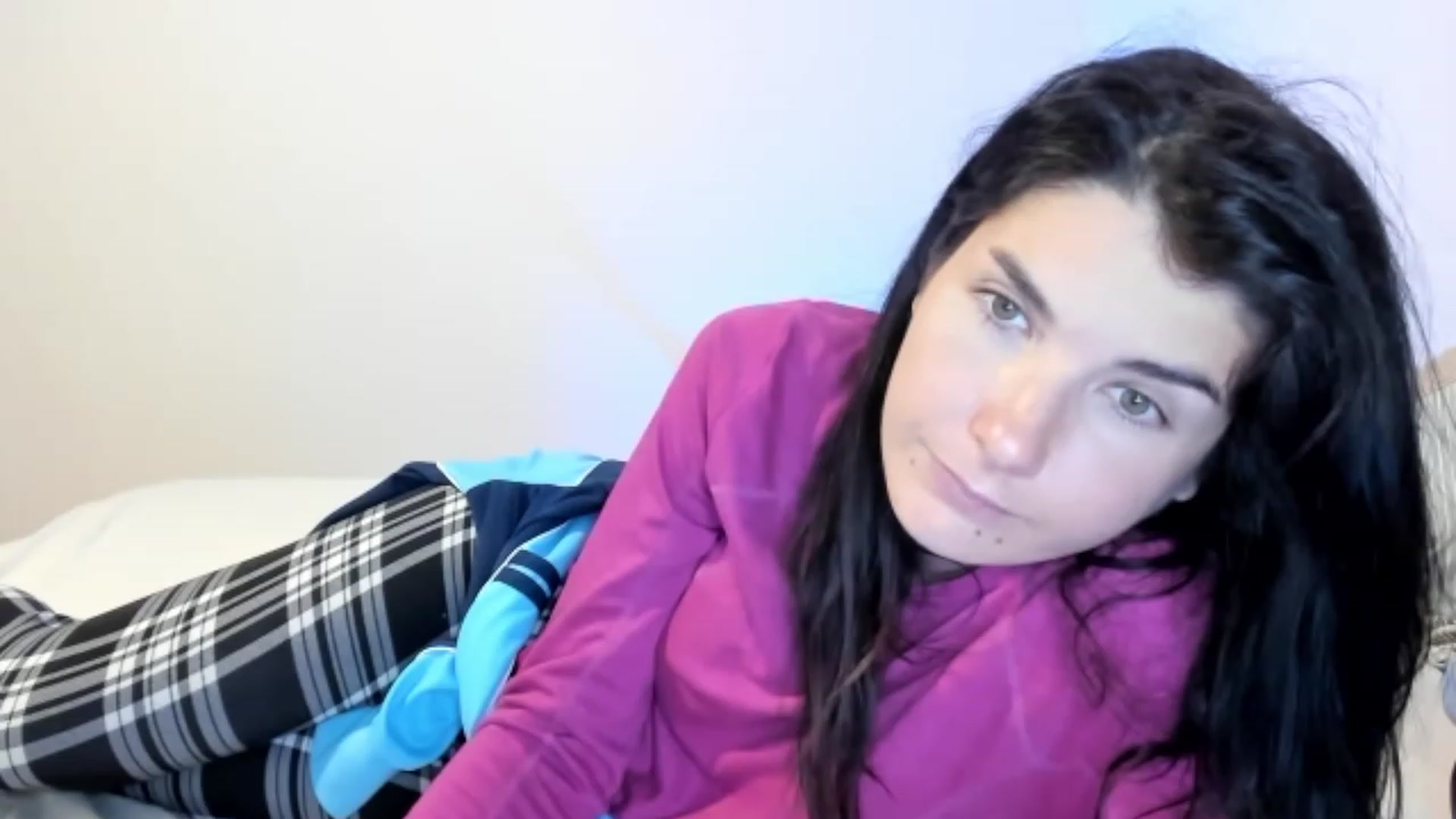 Gallery image thumbnail from SiouxPrincess's myfreecams stream on, 10/05/2023, 23:03 image 18 of 20
