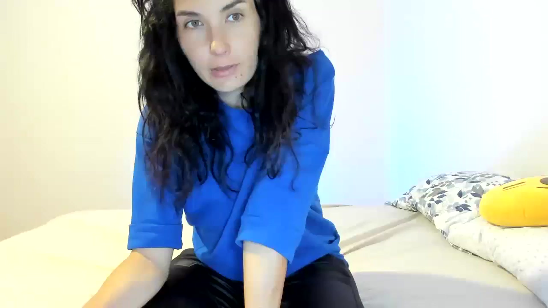 Gallery image thumbnail from SiouxPrincess's myfreecams stream on, 10/06/2023, 21:15 image 6 of 20