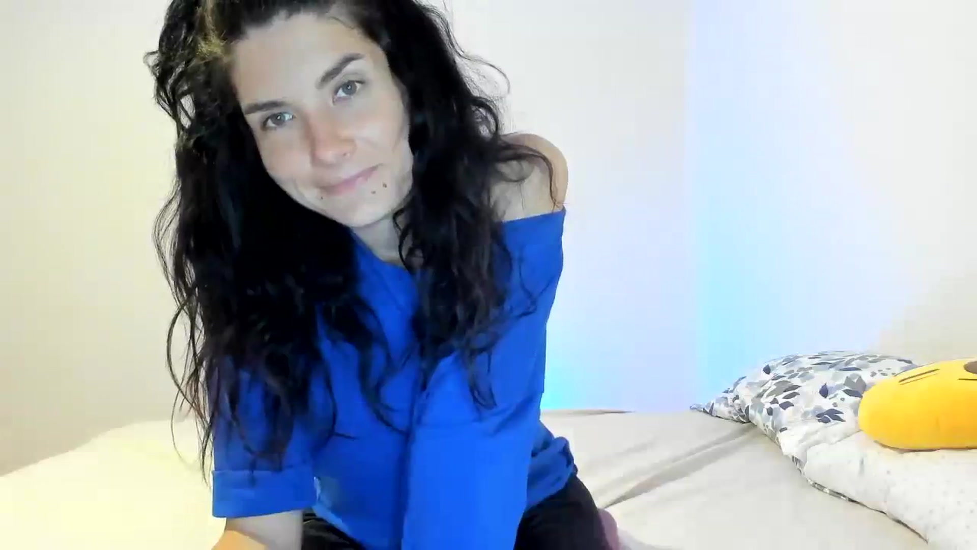Gallery image thumbnail from SiouxPrincess's myfreecams stream on, 10/06/2023, 21:42 image 19 of 20